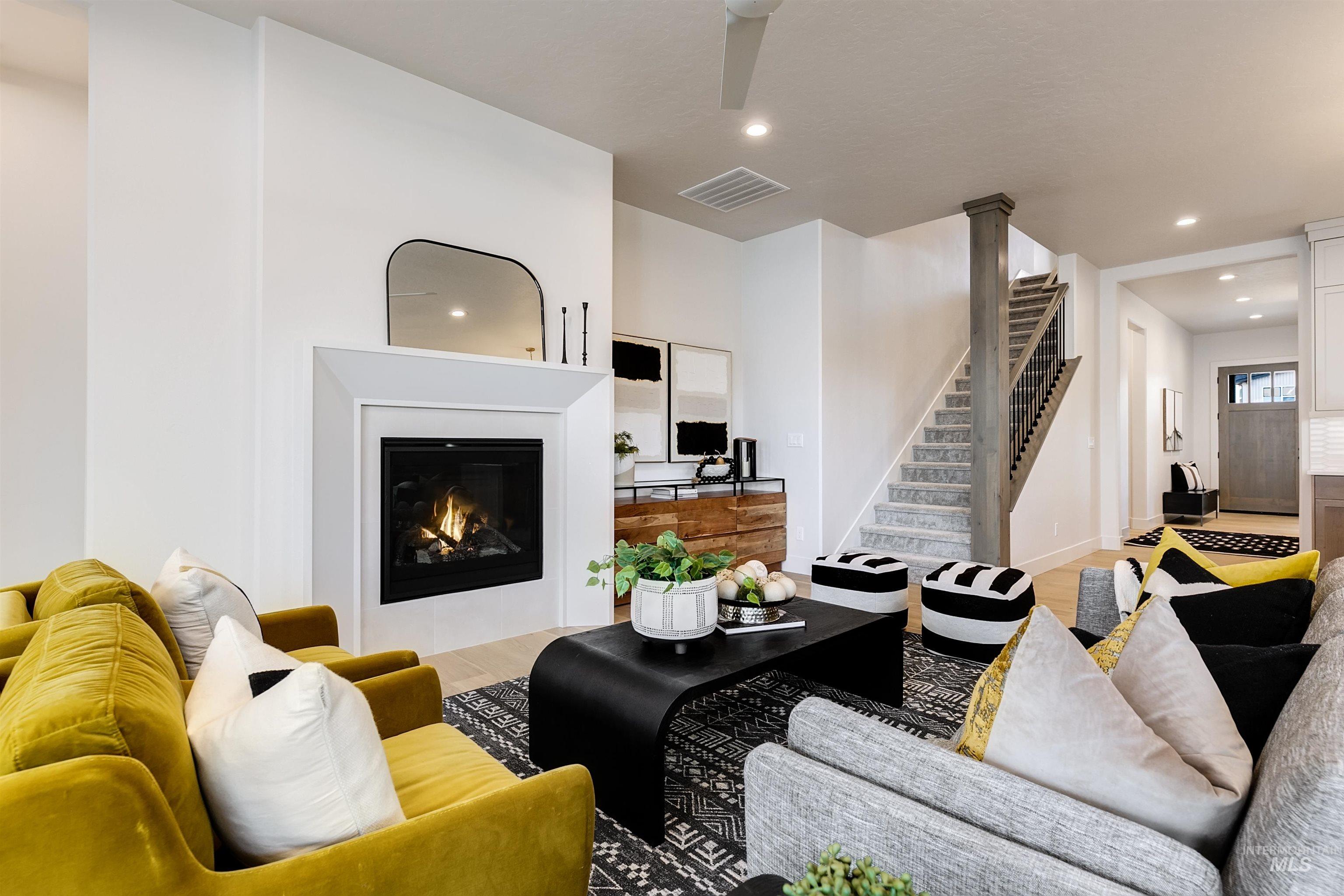 13906 N Malheur Pl, Boise, Idaho 83714, 3 Bedrooms, 5 Bathrooms, Residential For Sale, Price $921,714, 98976647