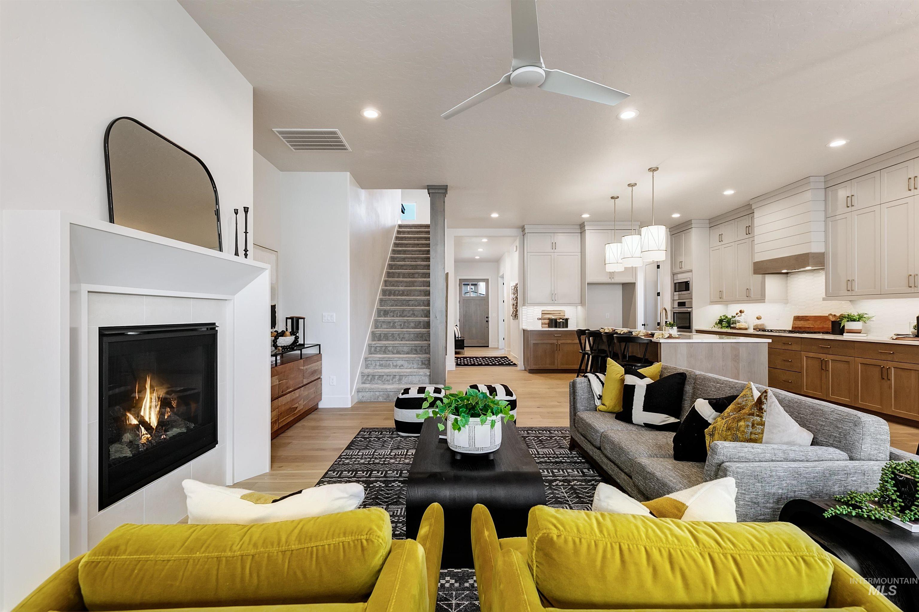 13906 N Malheur Pl, Boise, Idaho 83714, 3 Bedrooms, 5 Bathrooms, Residential For Sale, Price $921,714, 98976647