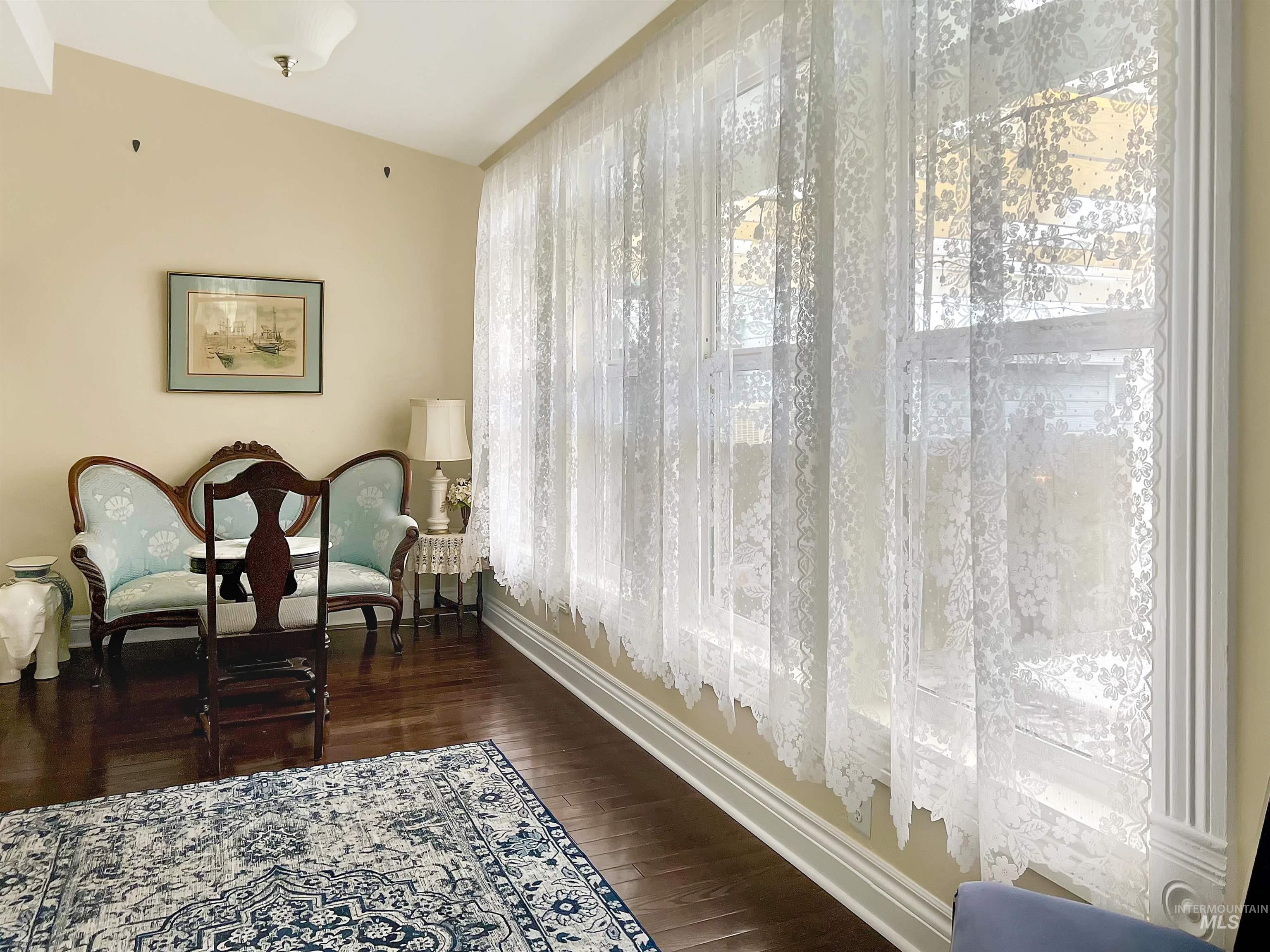 516 E Main, Weiser, Idaho 83672, 3 Bedrooms, 3 Bathrooms, Residential For Sale, Price $550,000, 98976651