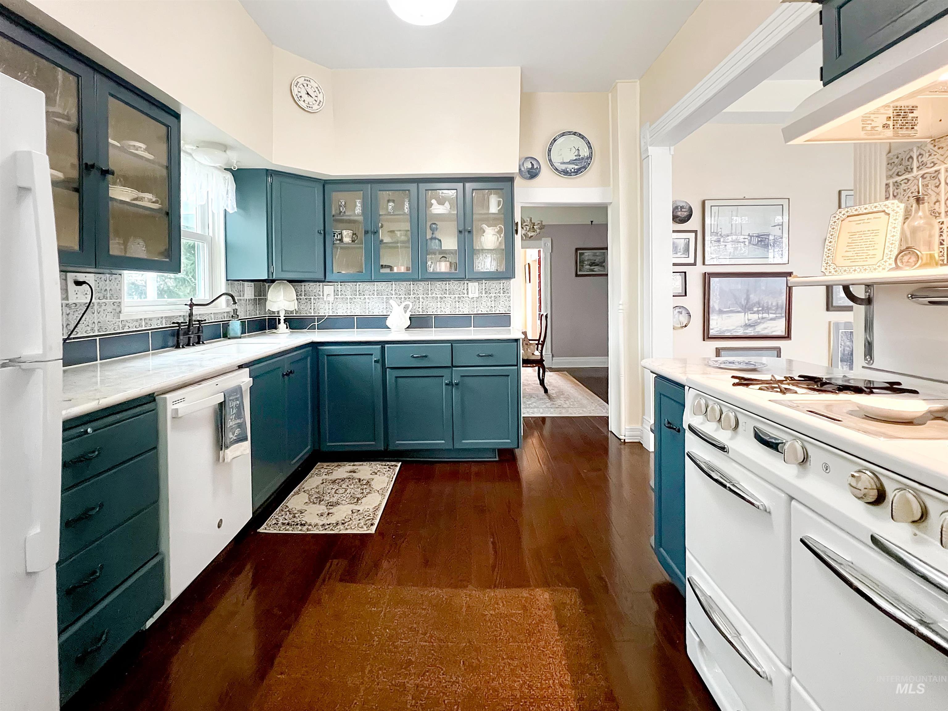 516 E Main, Weiser, Idaho 83672, 3 Bedrooms, 3 Bathrooms, Residential For Sale, Price $550,000, 98976651