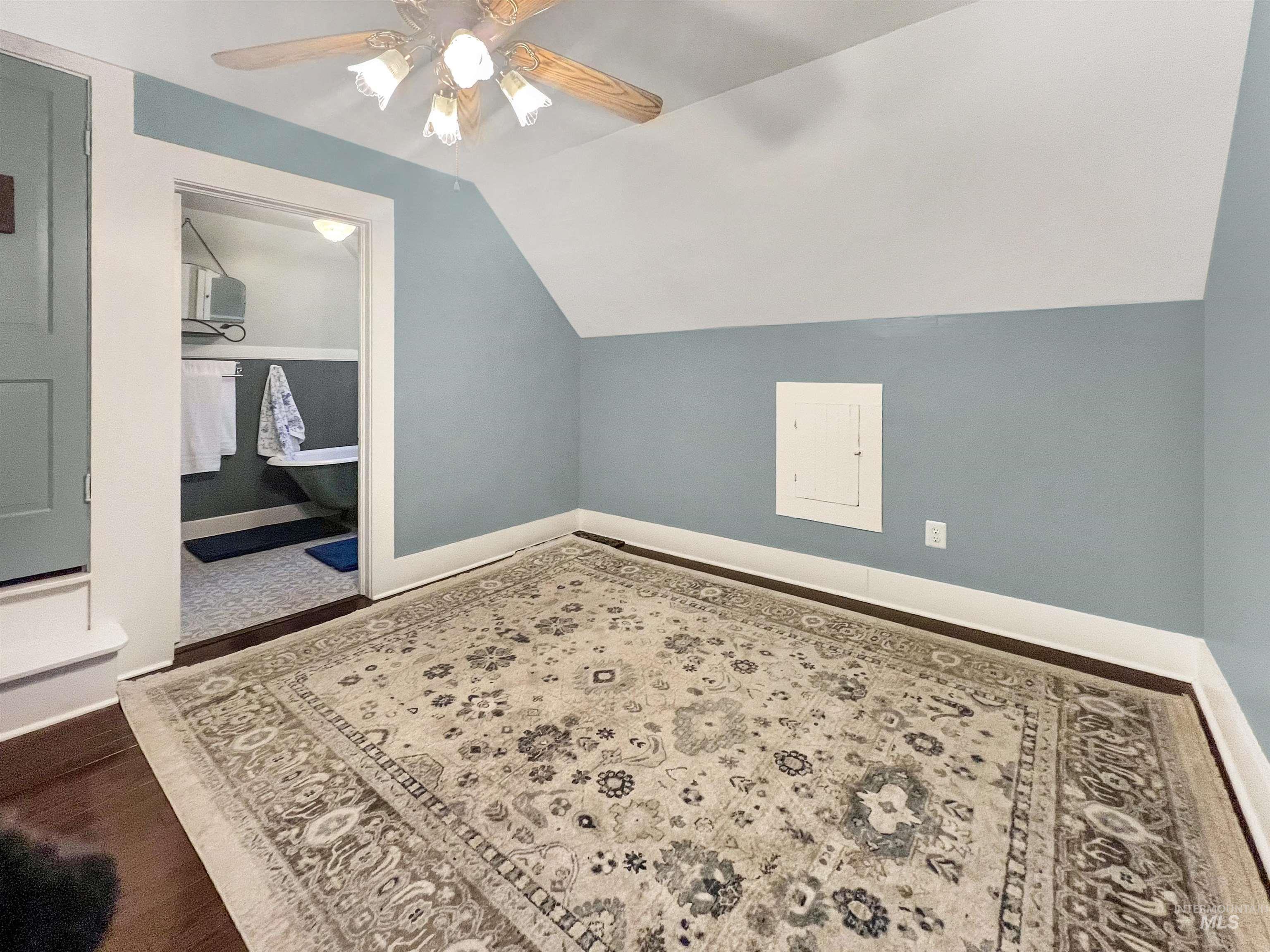 516 E Main, Weiser, Idaho 83672, 3 Bedrooms, 3 Bathrooms, Residential For Sale, Price $550,000, 98976651