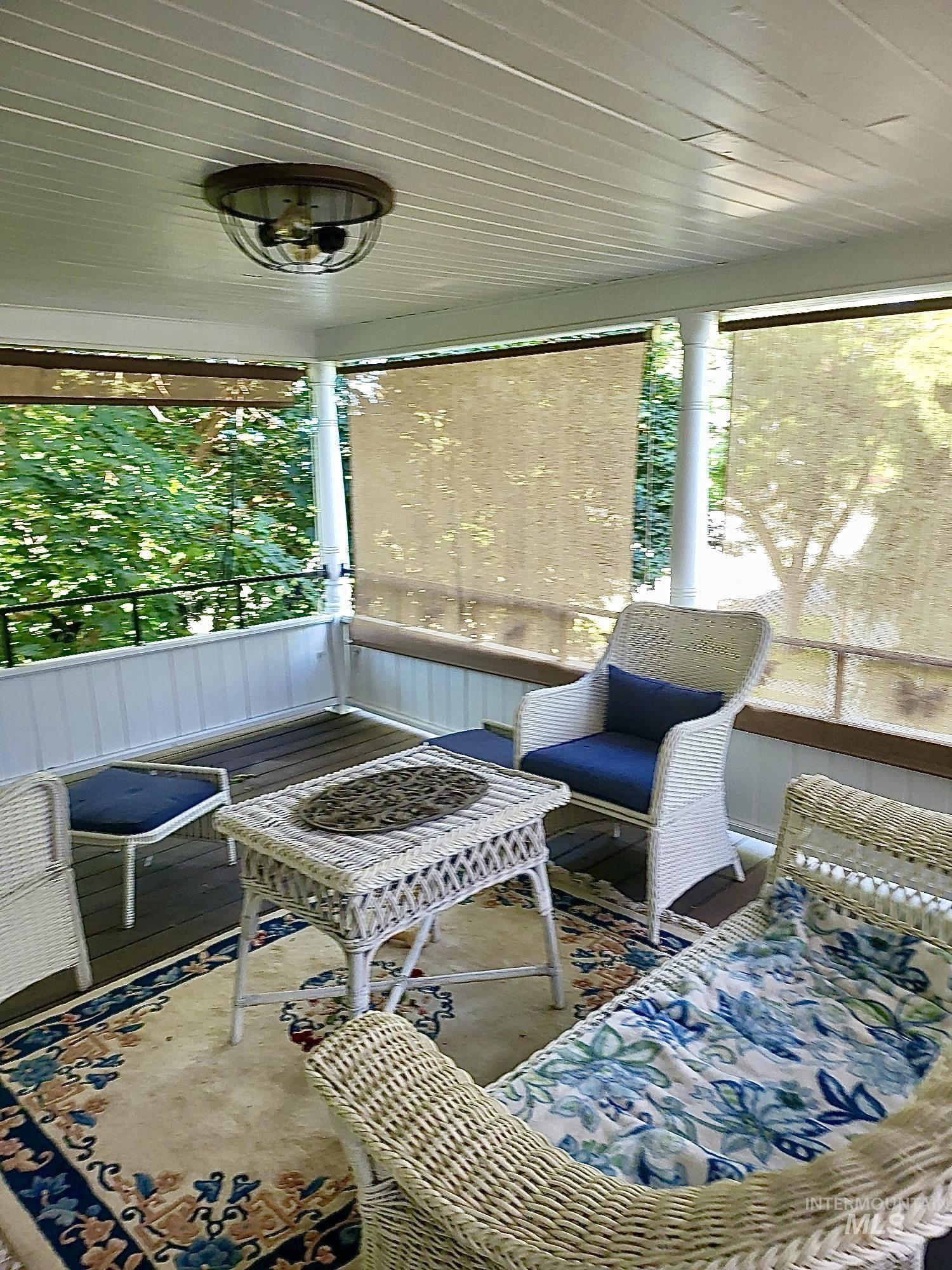 516 E Main, Weiser, Idaho 83672, 3 Bedrooms, 3 Bathrooms, Residential For Sale, Price $550,000, 98976651