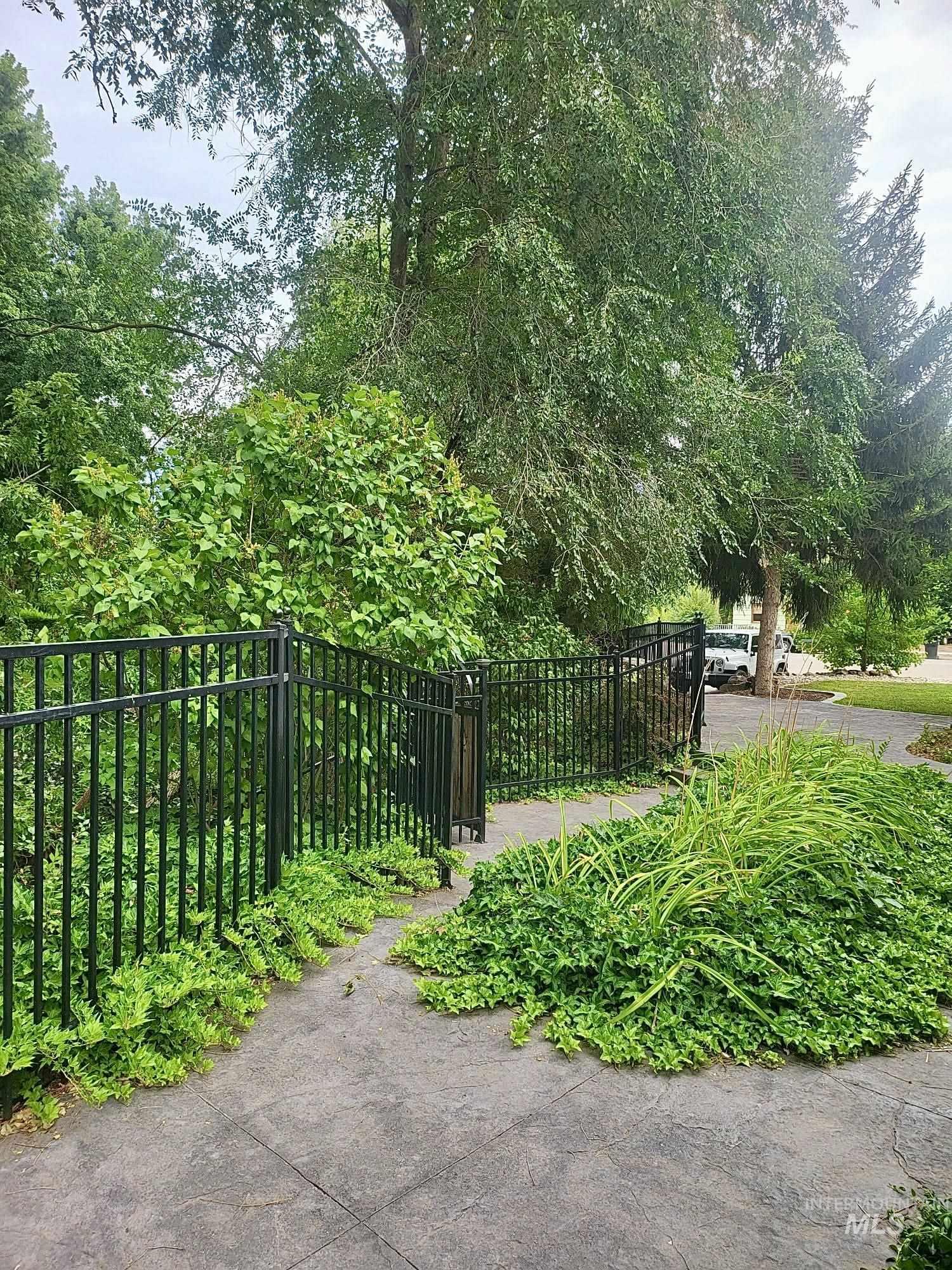 516 E Main, Weiser, Idaho 83672, 3 Bedrooms, 3 Bathrooms, Residential For Sale, Price $550,000, 98976651