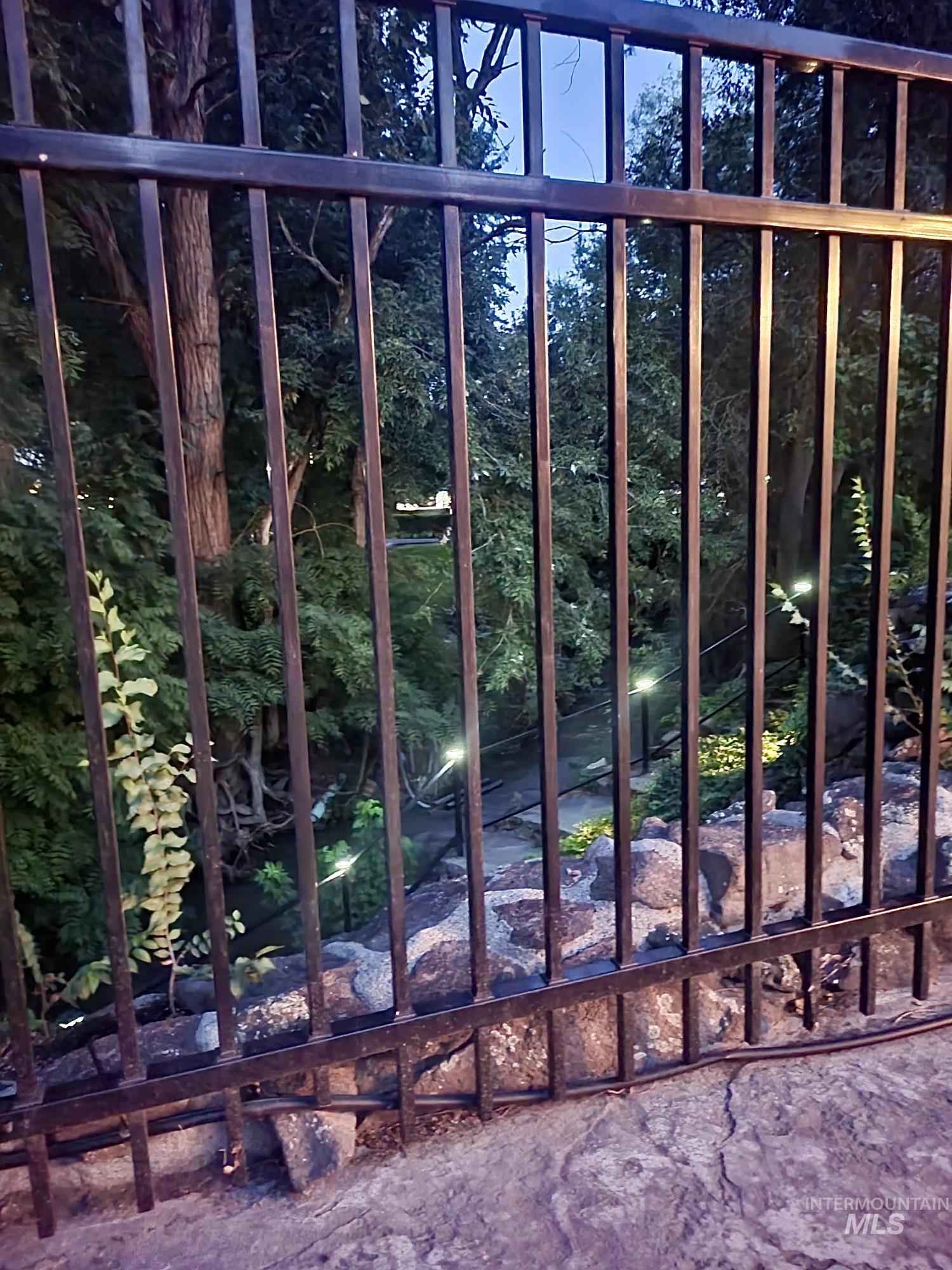 516 E Main, Weiser, Idaho 83672, 3 Bedrooms, 3 Bathrooms, Residential For Sale, Price $550,000, 98976651