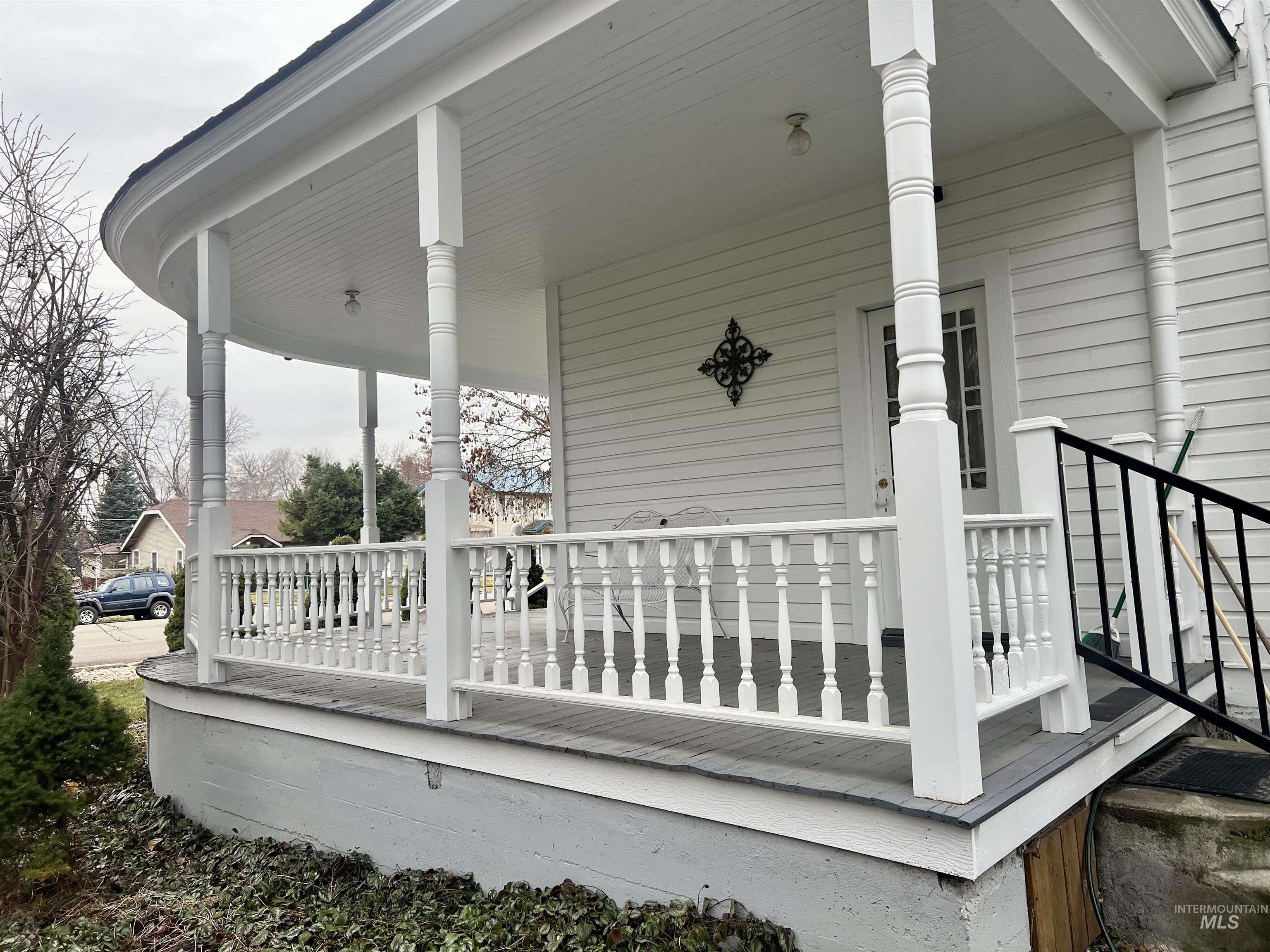 516 E Main, Weiser, Idaho 83672, 3 Bedrooms, 3 Bathrooms, Residential For Sale, Price $550,000, 98976651