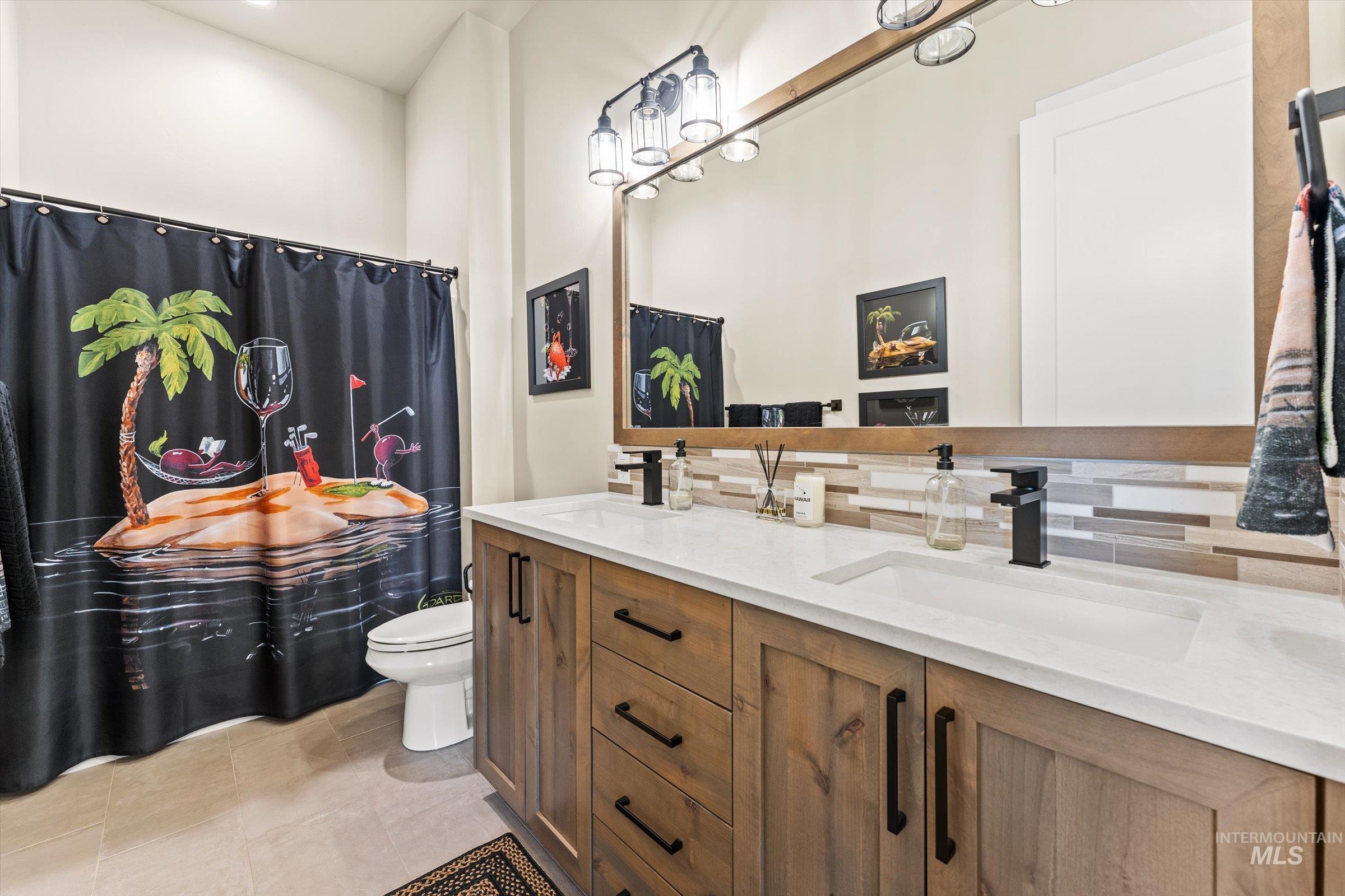 7040 W Founders St, Eagle, Idaho 83616, 5 Bedrooms, 3.5 Bathrooms, Residential For Sale, Price $1,624,900,MLS 98976654