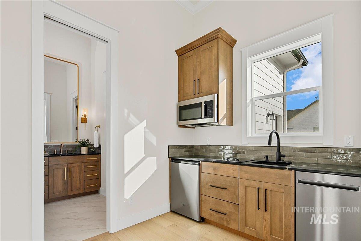 24329 Bay Rum Way, Middleton, Idaho 83644, 5 Bedrooms, 4.5 Bathrooms, Residential For Sale, Price $1,385,000, 98976655