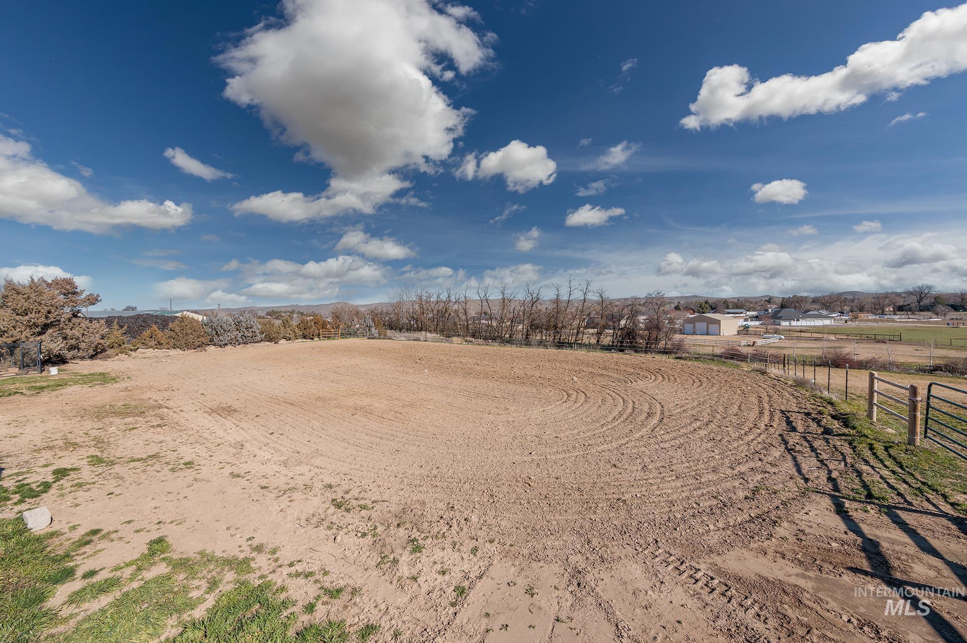 10680 Highway 95, Payette, Idaho 83661, 3 Bedrooms, 2 Bathrooms, Residential For Sale, Price $539,500, 98976656