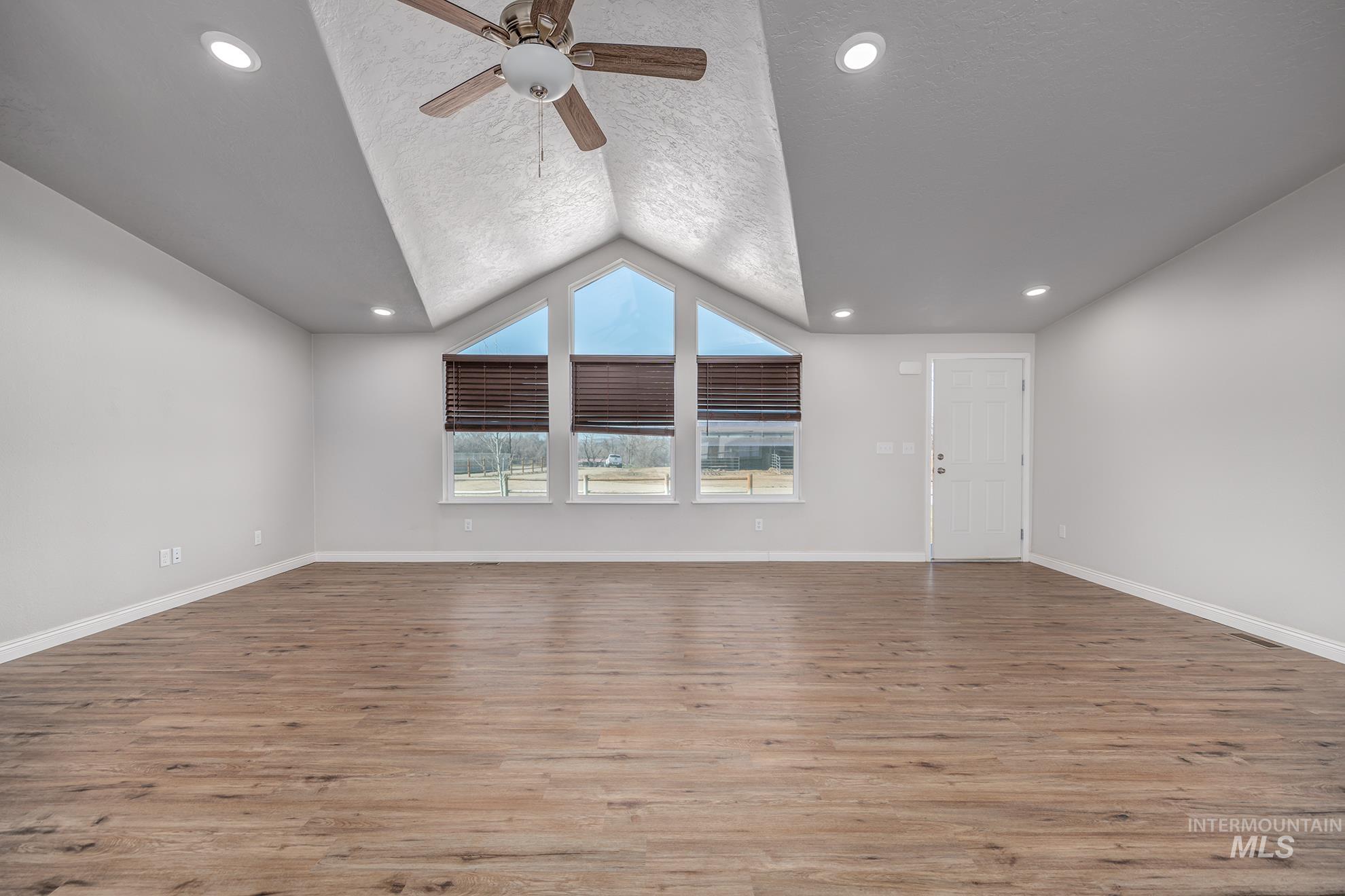 10680 Highway 95, Payette, Idaho 83661, 3 Bedrooms, 2 Bathrooms, Residential For Sale, Price $539,500, 98976656