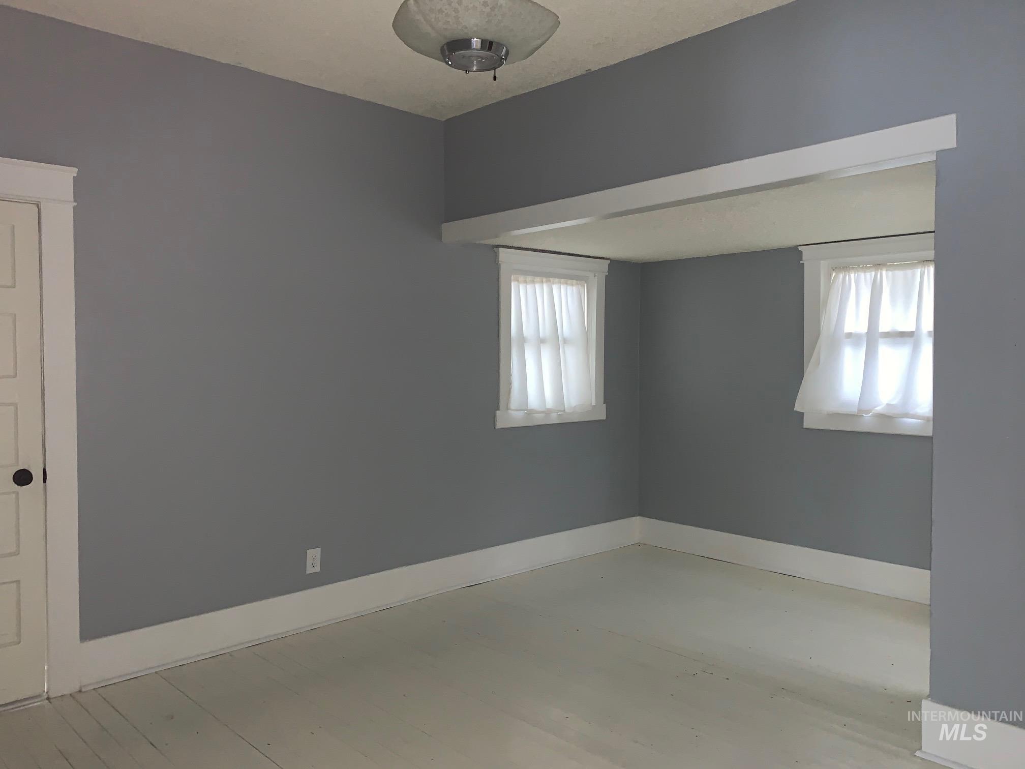 1805 S 3rd Street, Nampa, Idaho 83651, 2 Bedrooms, 1 Bathroom, Residential For Sale, Price $320,000, 98976657