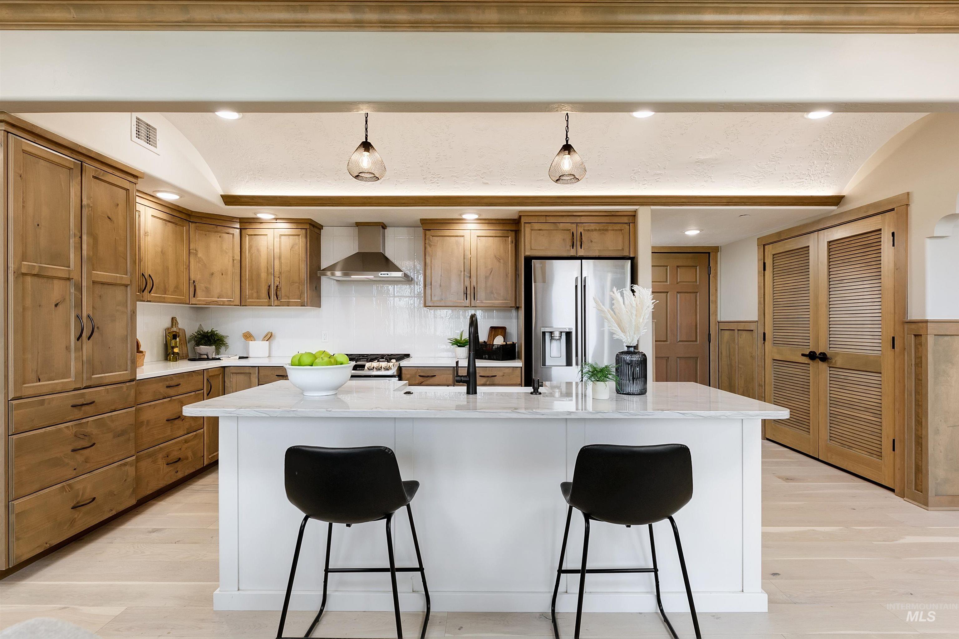 79 E Aikens Street, Eagle, Idaho 83616, 2 Bedrooms, 2 Bathrooms, Residential For Sale, Price $745,000,MLS 98976659