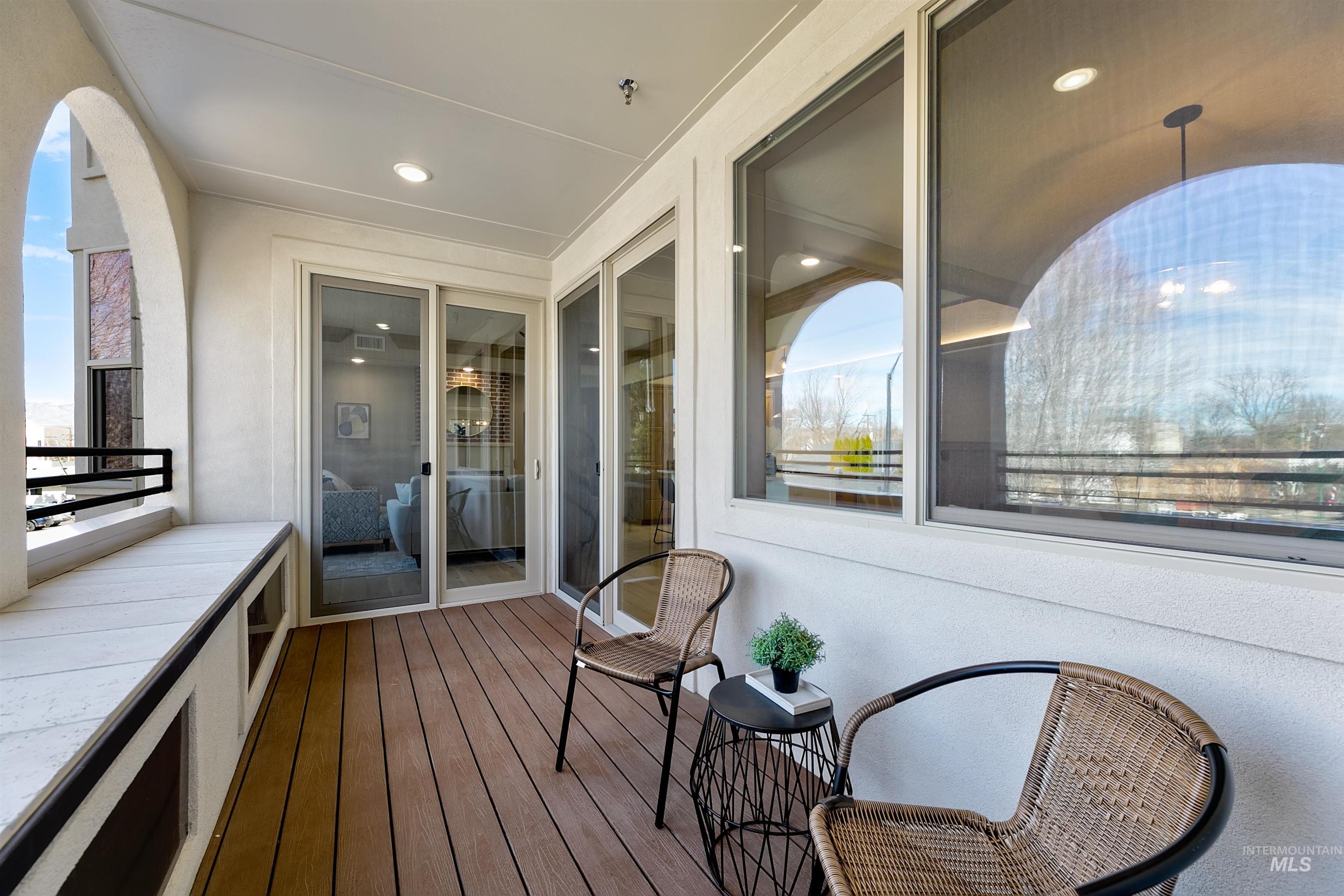 79 E Aikens Street, Eagle, Idaho 83616, 2 Bedrooms, 2 Bathrooms, Residential For Sale, Price $745,000,MLS 98976659