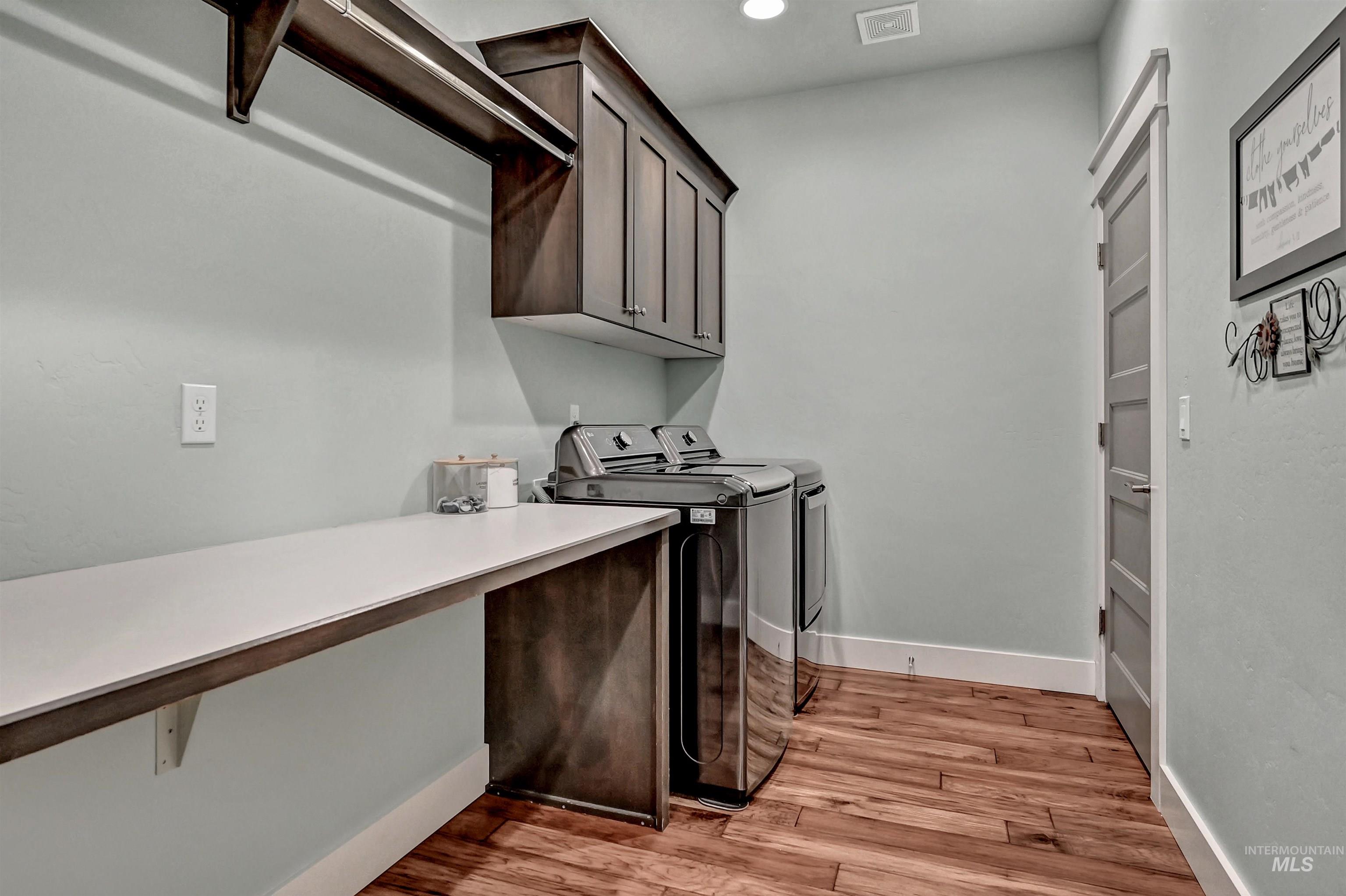 5802 S Wayland Way, Meridian, Idaho 83642, 5 Bedrooms, 2.5 Bathrooms, Residential For Sale, Price $774,888, 98976660