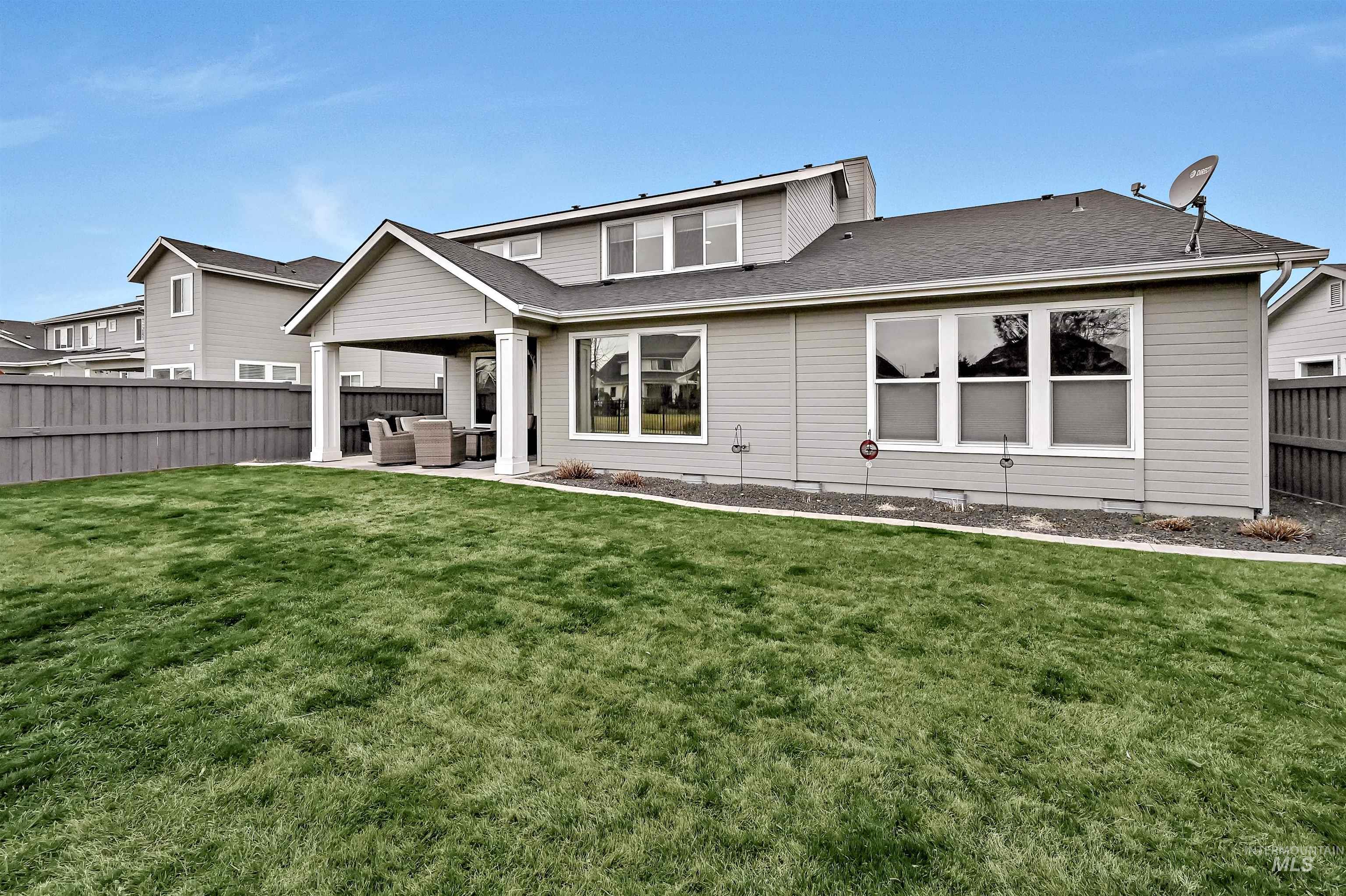 5802 S Wayland Way, Meridian, Idaho 83642, 5 Bedrooms, 2.5 Bathrooms, Residential For Sale, Price $774,888, 98976660