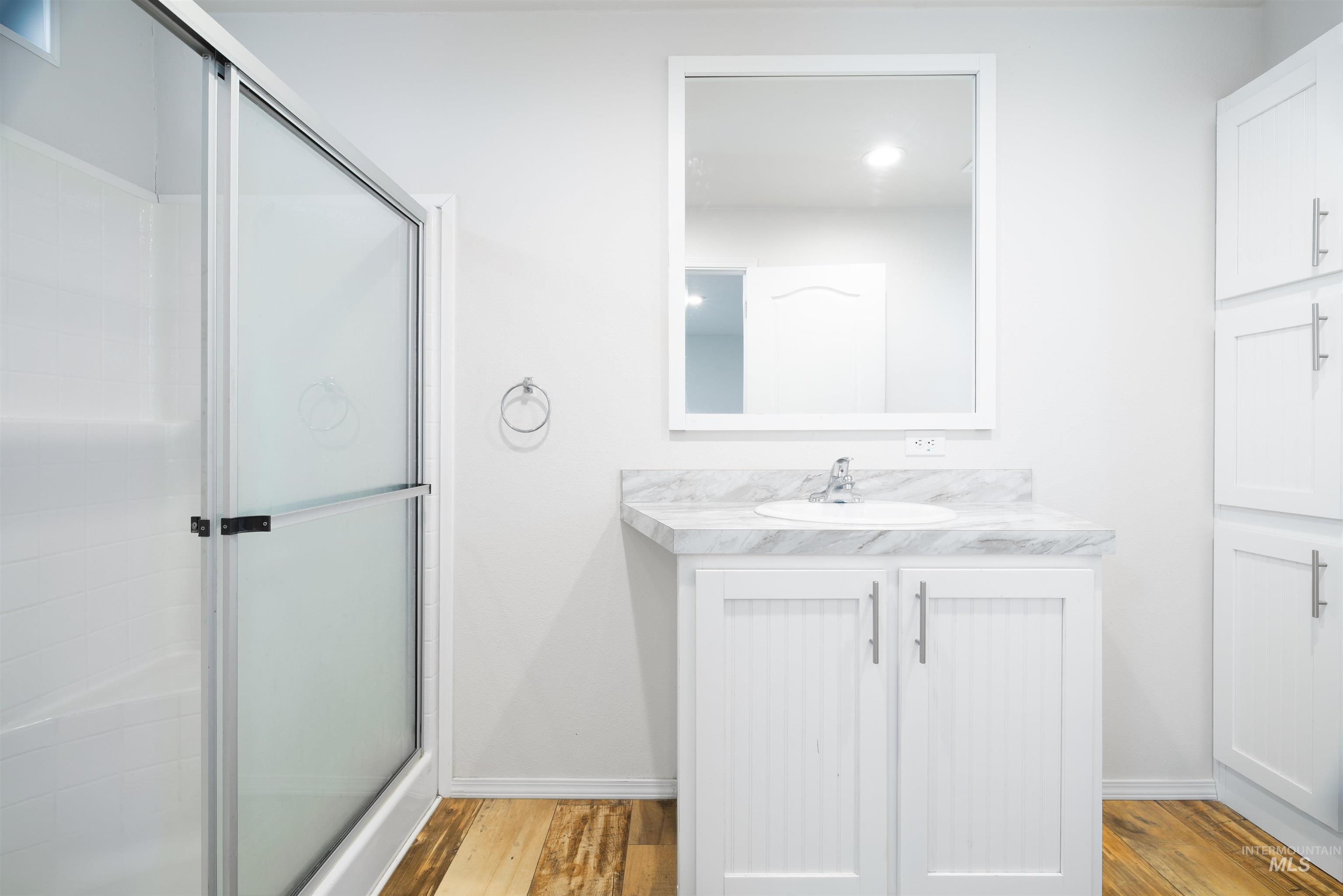 424 W Cherry Lane, Meridian, Idaho 83642, 2 Bedrooms, 2 Bathrooms, Residential For Sale, Price $153,400, 98976663