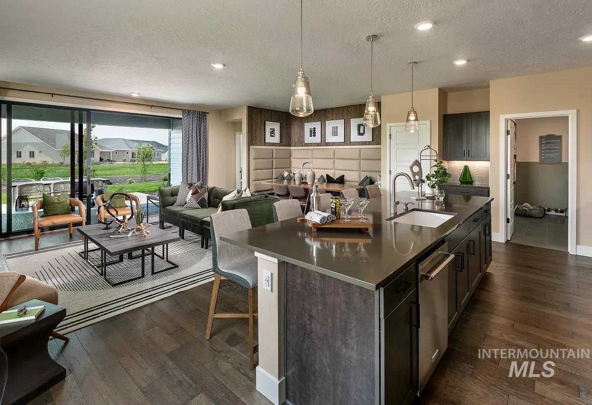 11978 W United Ln, Kuna, Idaho 83634-1034, 2 Bedrooms, 2 Bathrooms, Residential For Sale, Price $474,911, 98976665