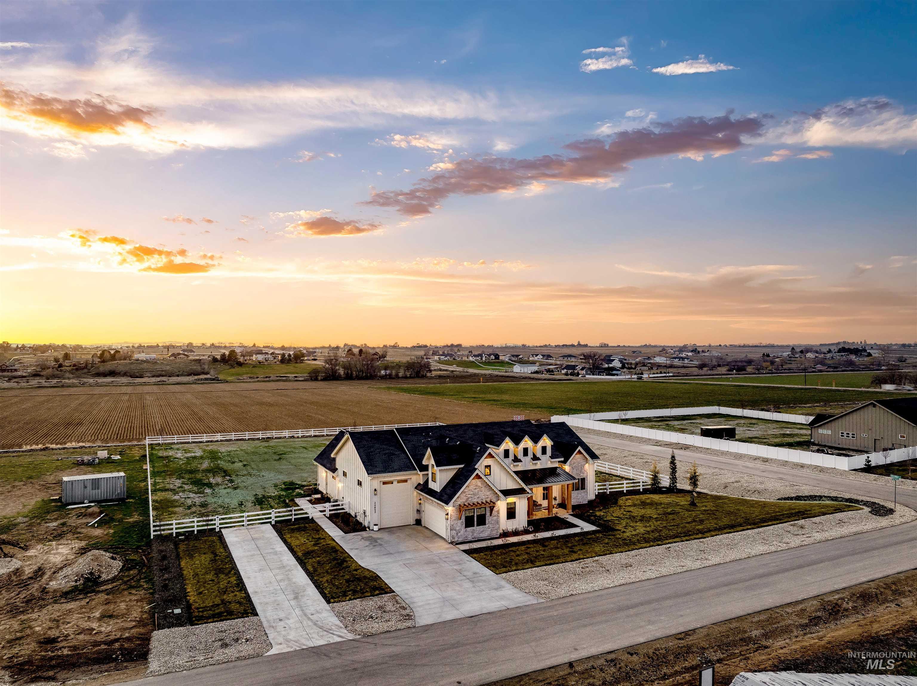 24853 Haflinger Way, Middleton, Idaho 83644, 4 Bedrooms, 4 Bathrooms, Residential For Sale, Price $1,399,900, 98976668