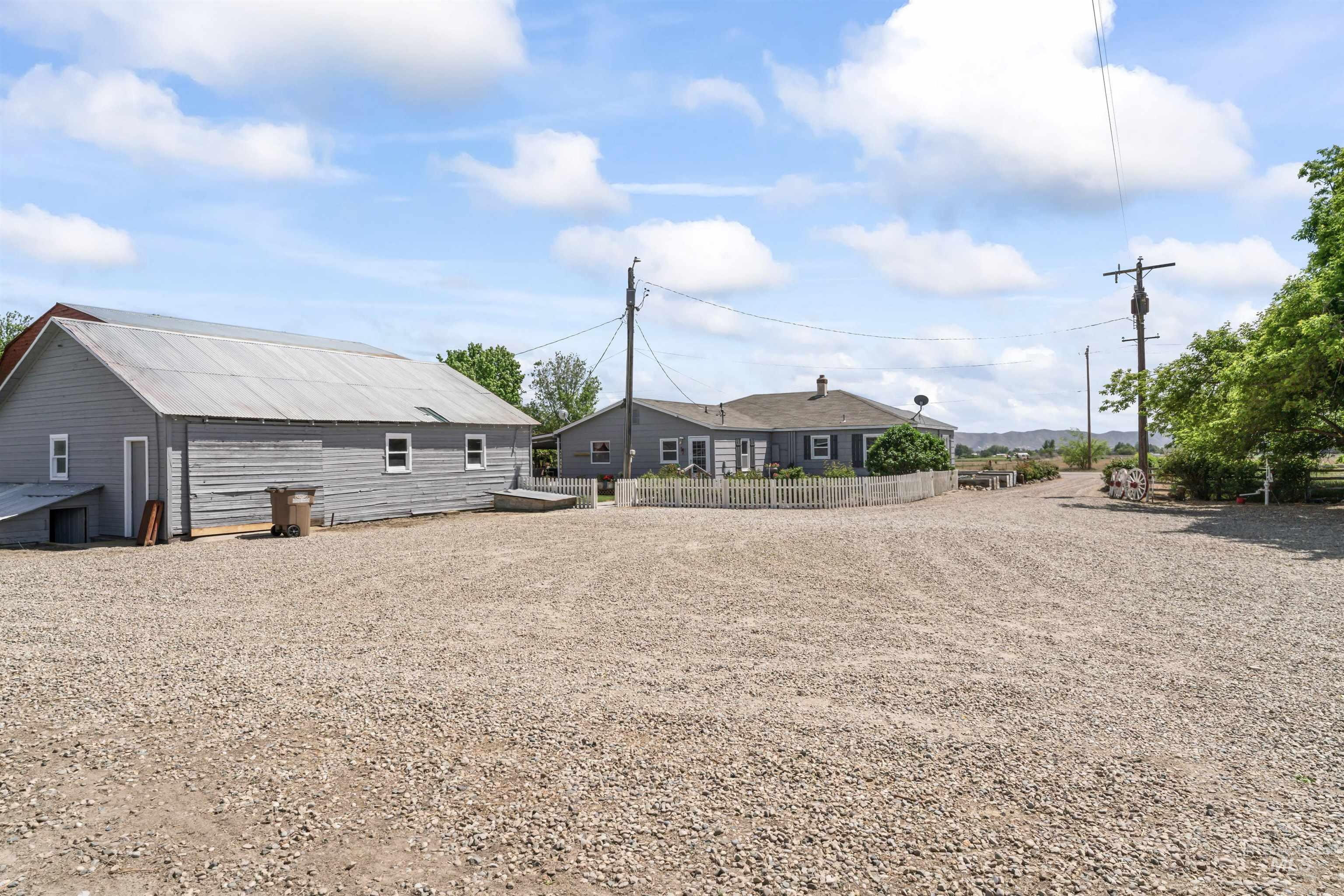 1444 W Black Canyon Hwy, Emmett, Idaho 83617, 4 Bedrooms, 2 Bathrooms, Residential For Sale, Price $759,900, 98976669