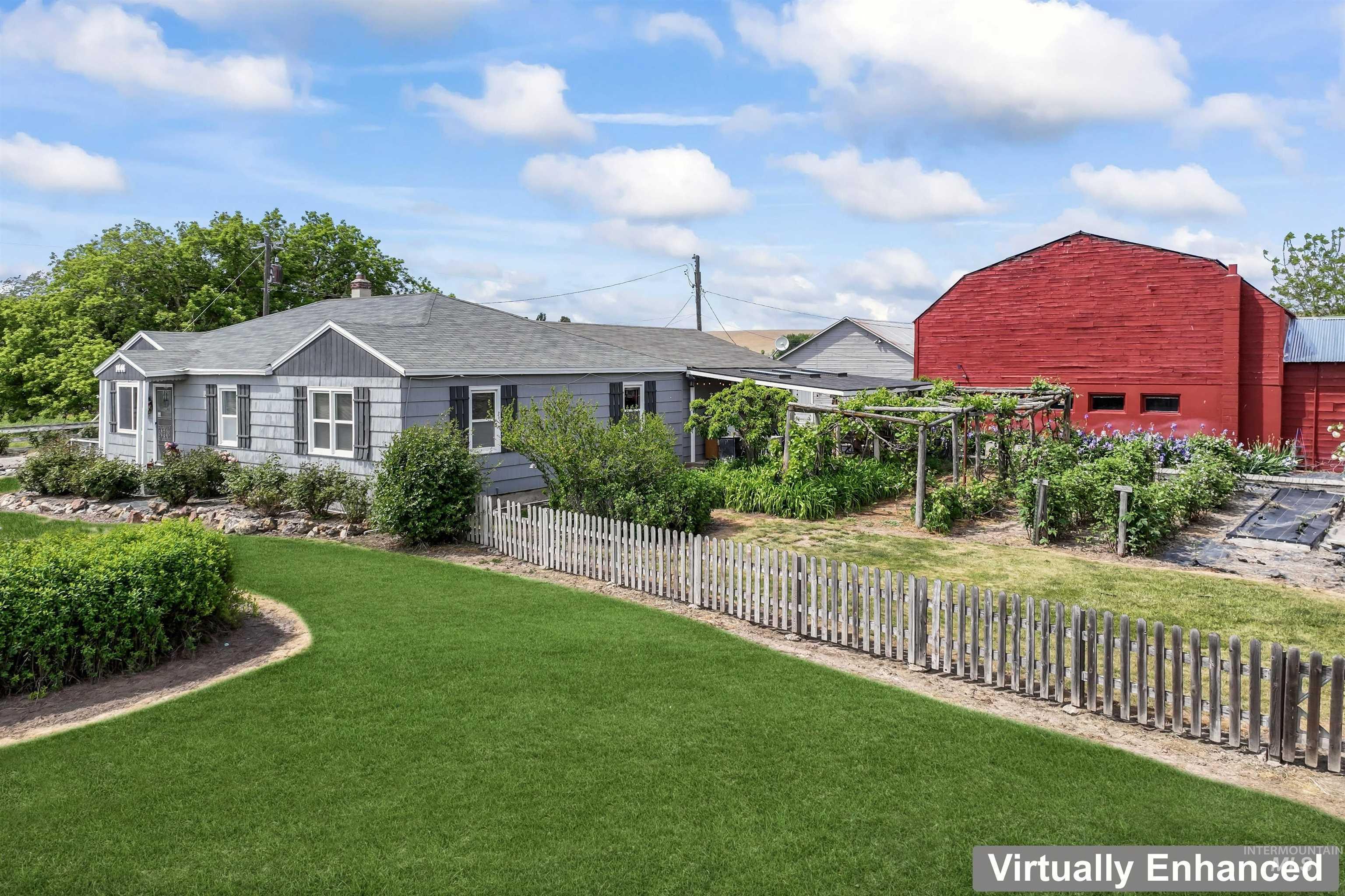 1444 W Black Canyon Hwy, Emmett, Idaho 83617, 4 Bedrooms, 2 Bathrooms, Residential For Sale, Price $759,900, 98976669