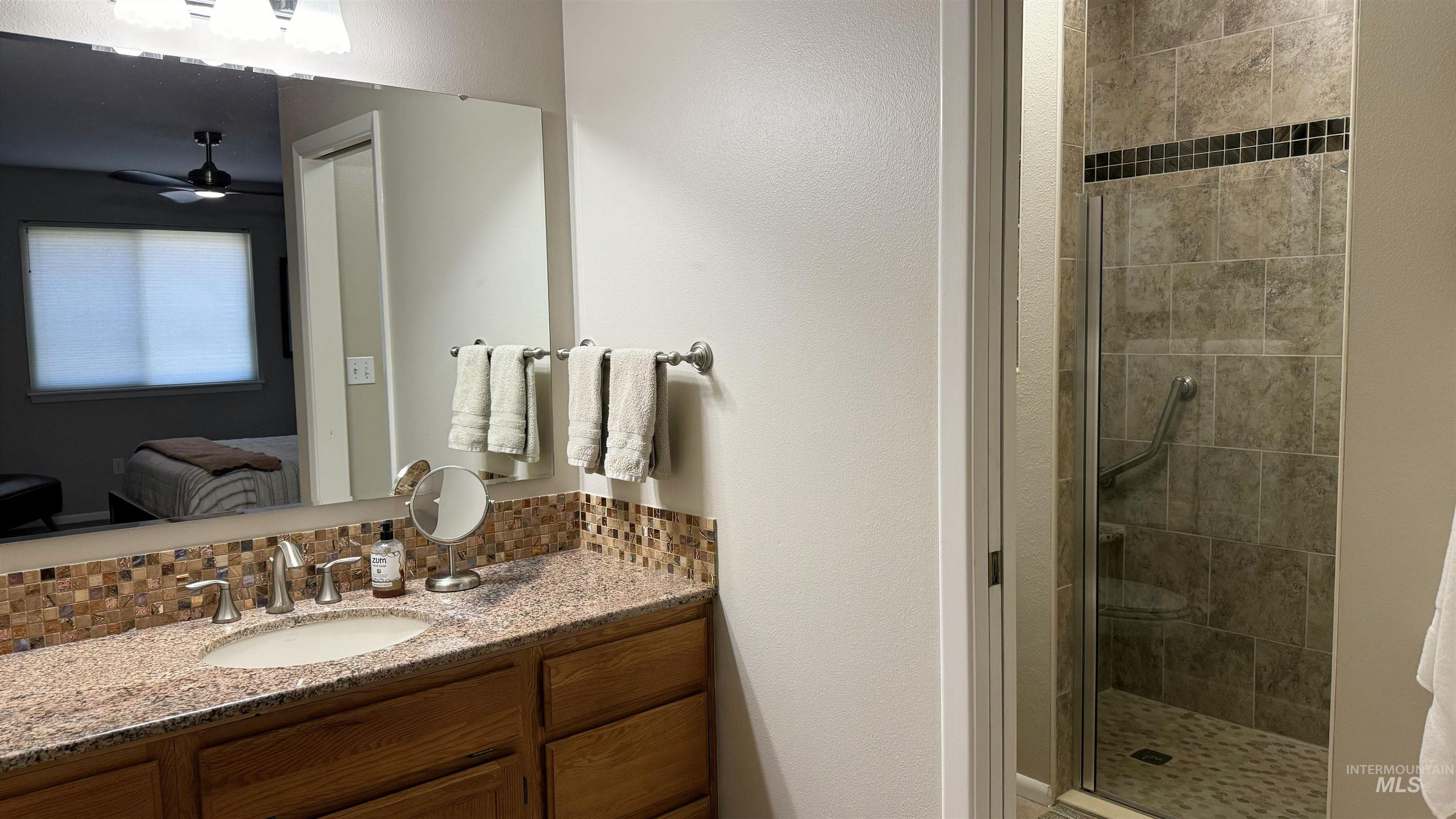 8513 N Willowdale Dr., Garden City, Idaho 83714-1727, 2 Bedrooms, 2 Bathrooms, Residential For Sale, Price $398,000, 98976670