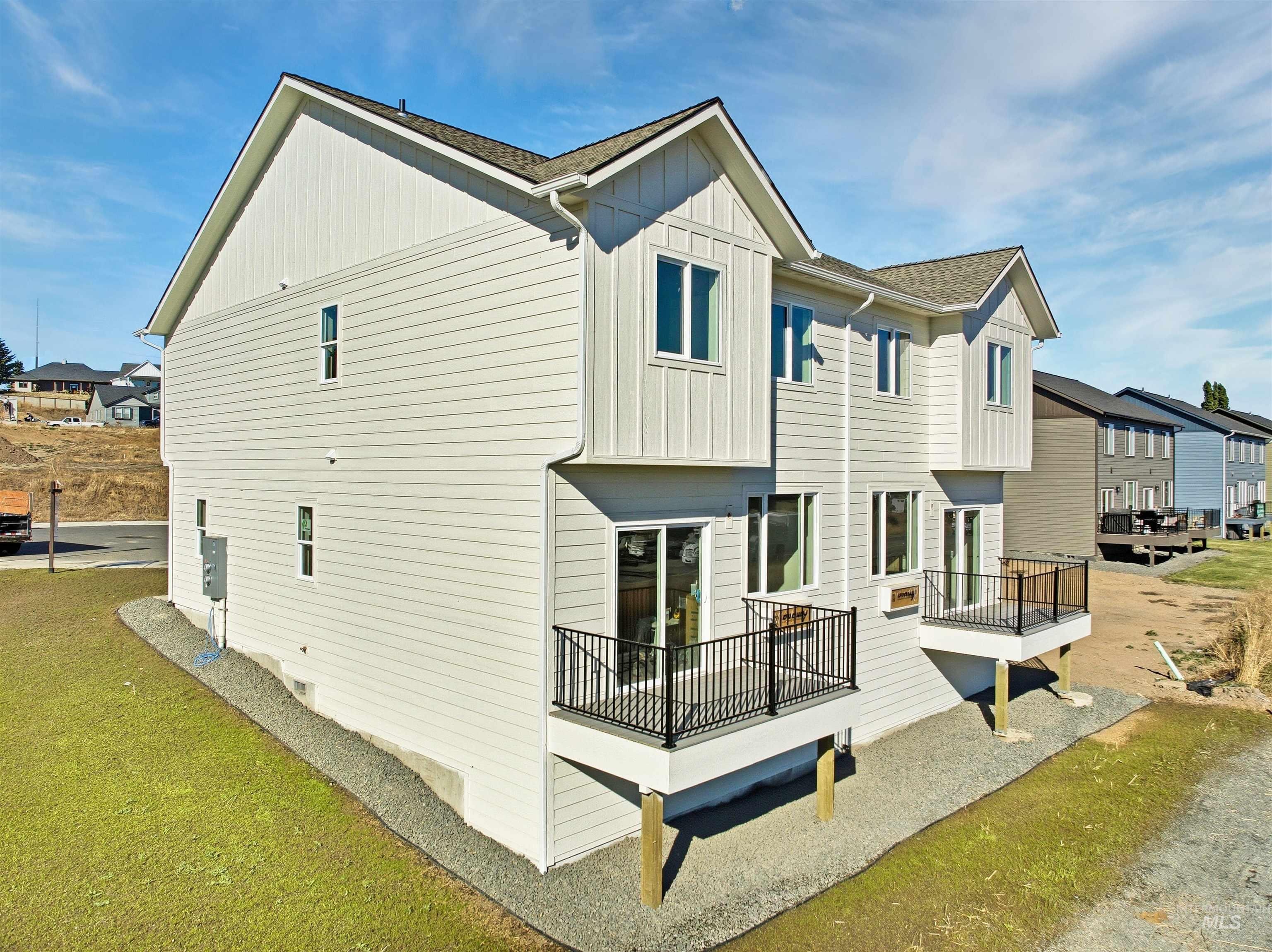 2815 Cyprus Court, Moscow, Idaho 83843, 3 Bedrooms, 2.5 Bathrooms, Residential Income For Sale, Price $630,000, 98976673