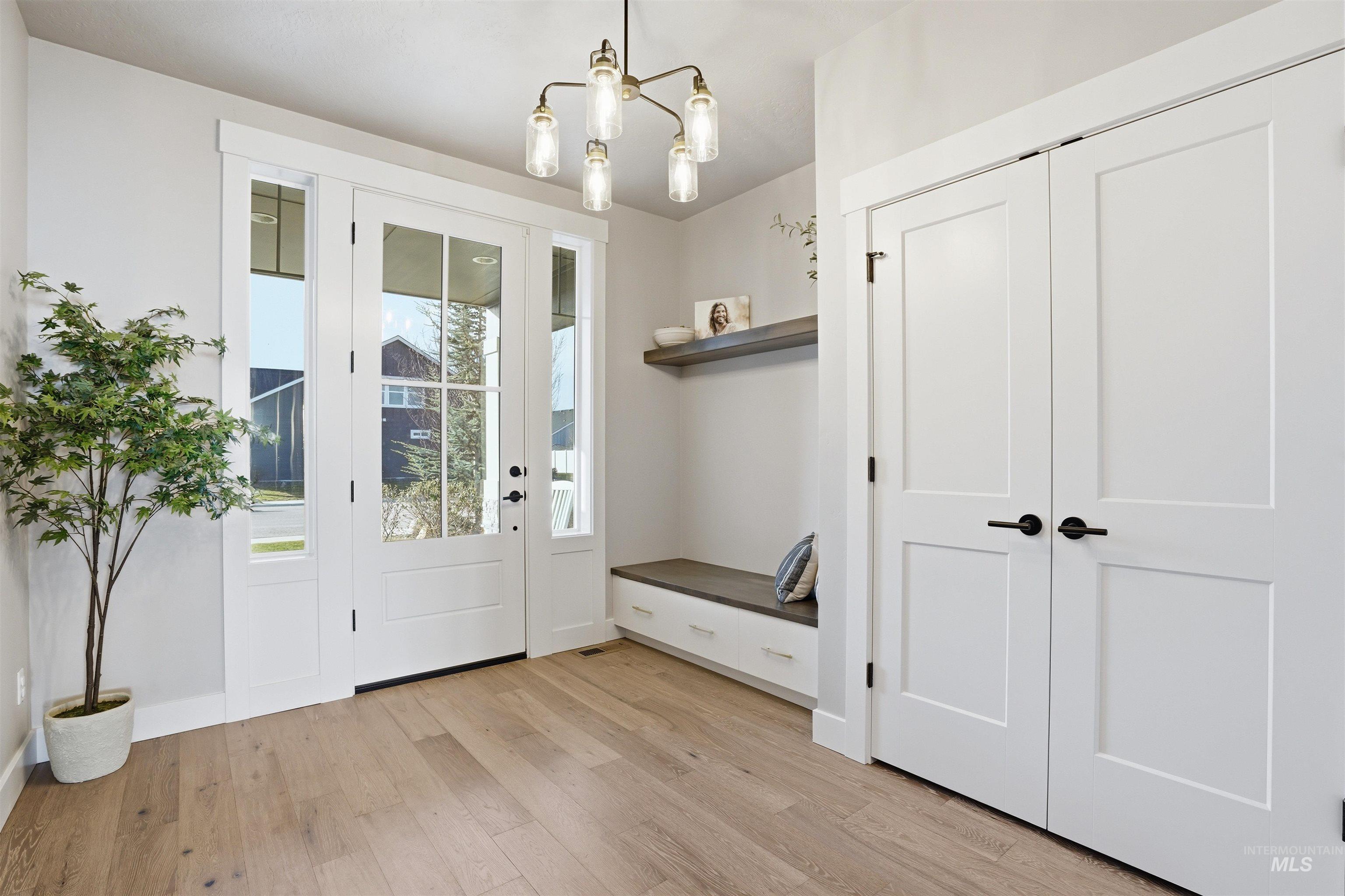 8094 Basin Cove Ave., Middleton, Idaho 83644, 4 Bedrooms, 2.5 Bathrooms, Residential For Sale, Price $665,000, 98976674