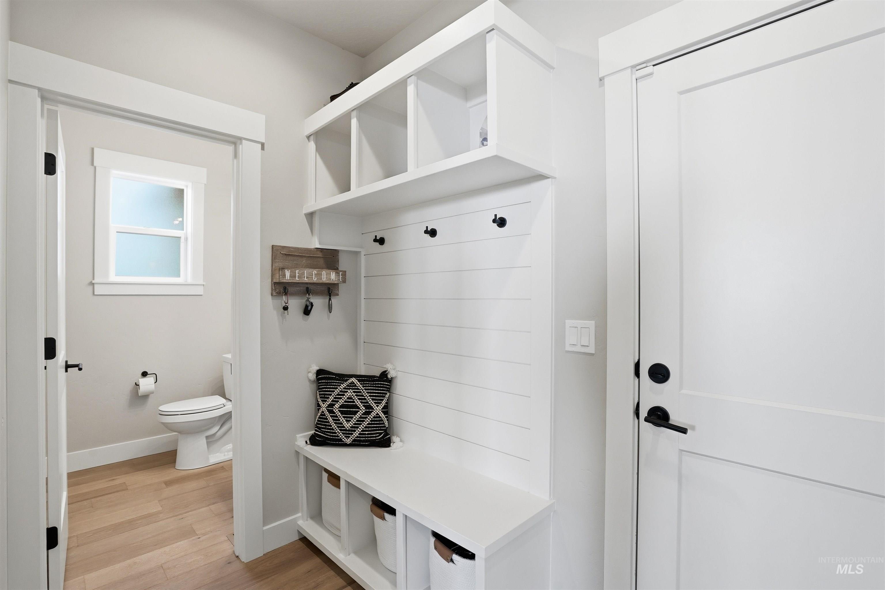 8094 Basin Cove Ave., Middleton, Idaho 83644, 4 Bedrooms, 2.5 Bathrooms, Residential For Sale, Price $665,000, 98976674