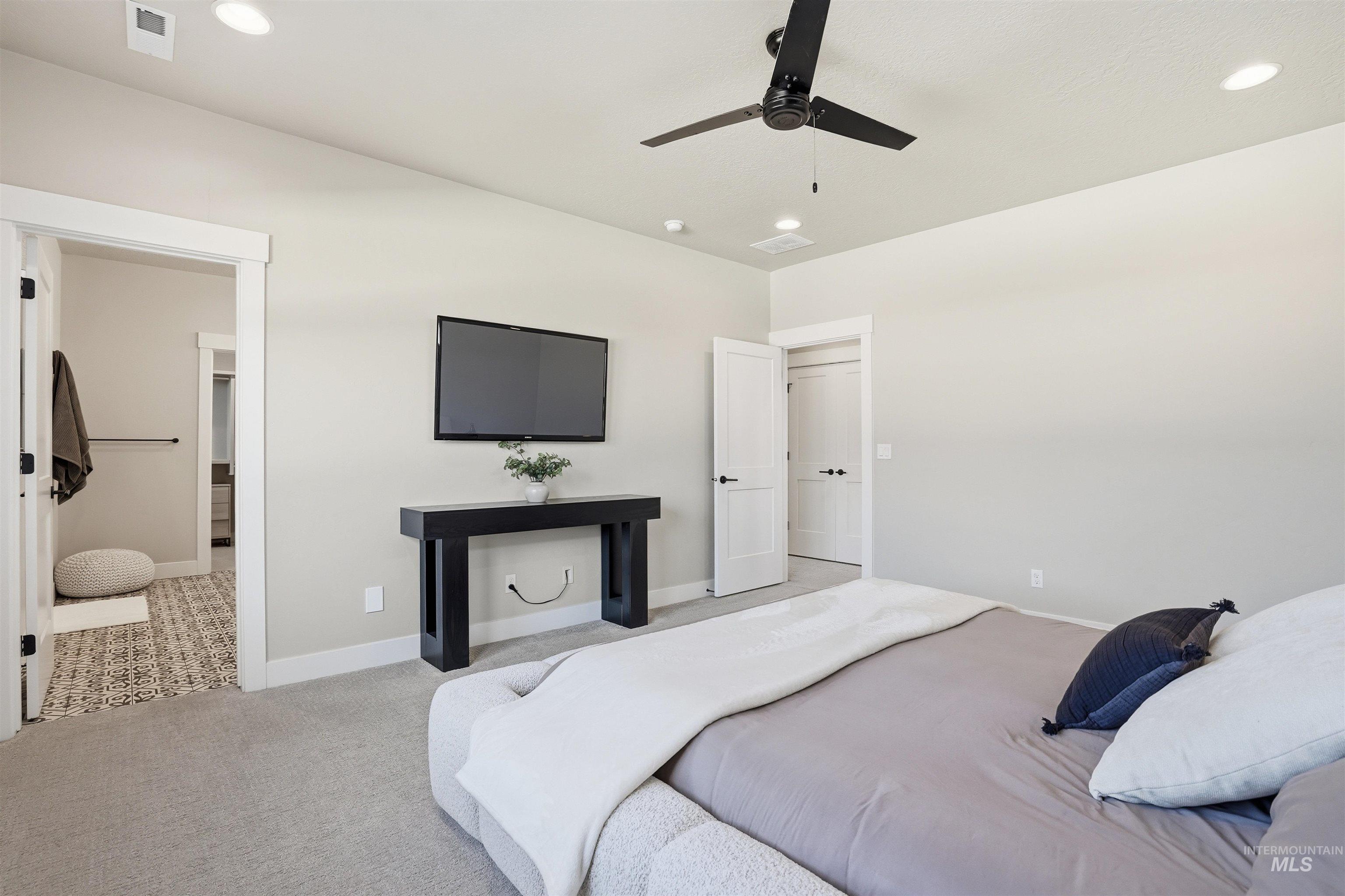 8094 Basin Cove Ave., Middleton, Idaho 83644, 4 Bedrooms, 2.5 Bathrooms, Residential For Sale, Price $665,000, 98976674