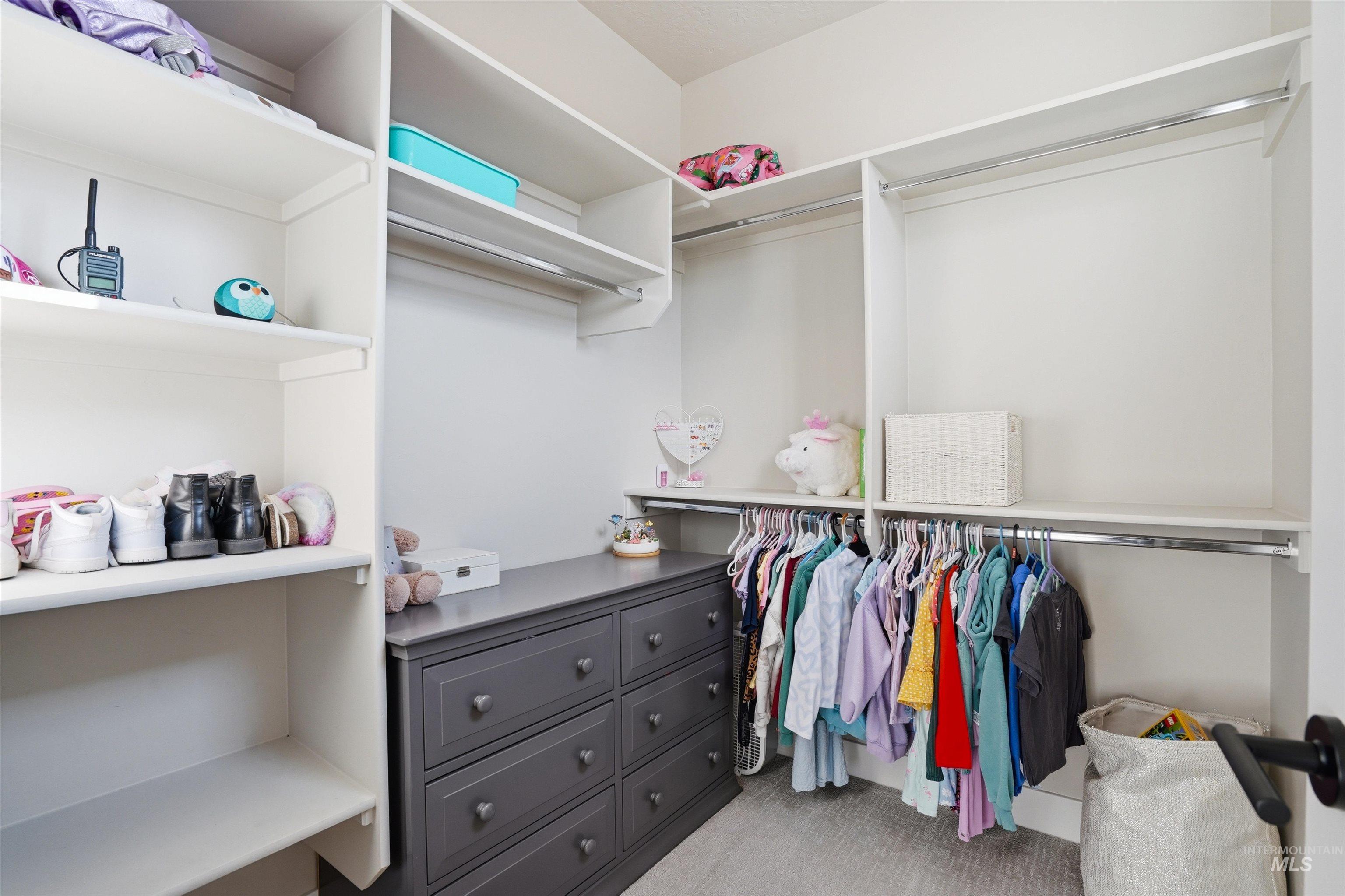 8094 Basin Cove Ave., Middleton, Idaho 83644, 4 Bedrooms, 2.5 Bathrooms, Residential For Sale, Price $665,000, 98976674