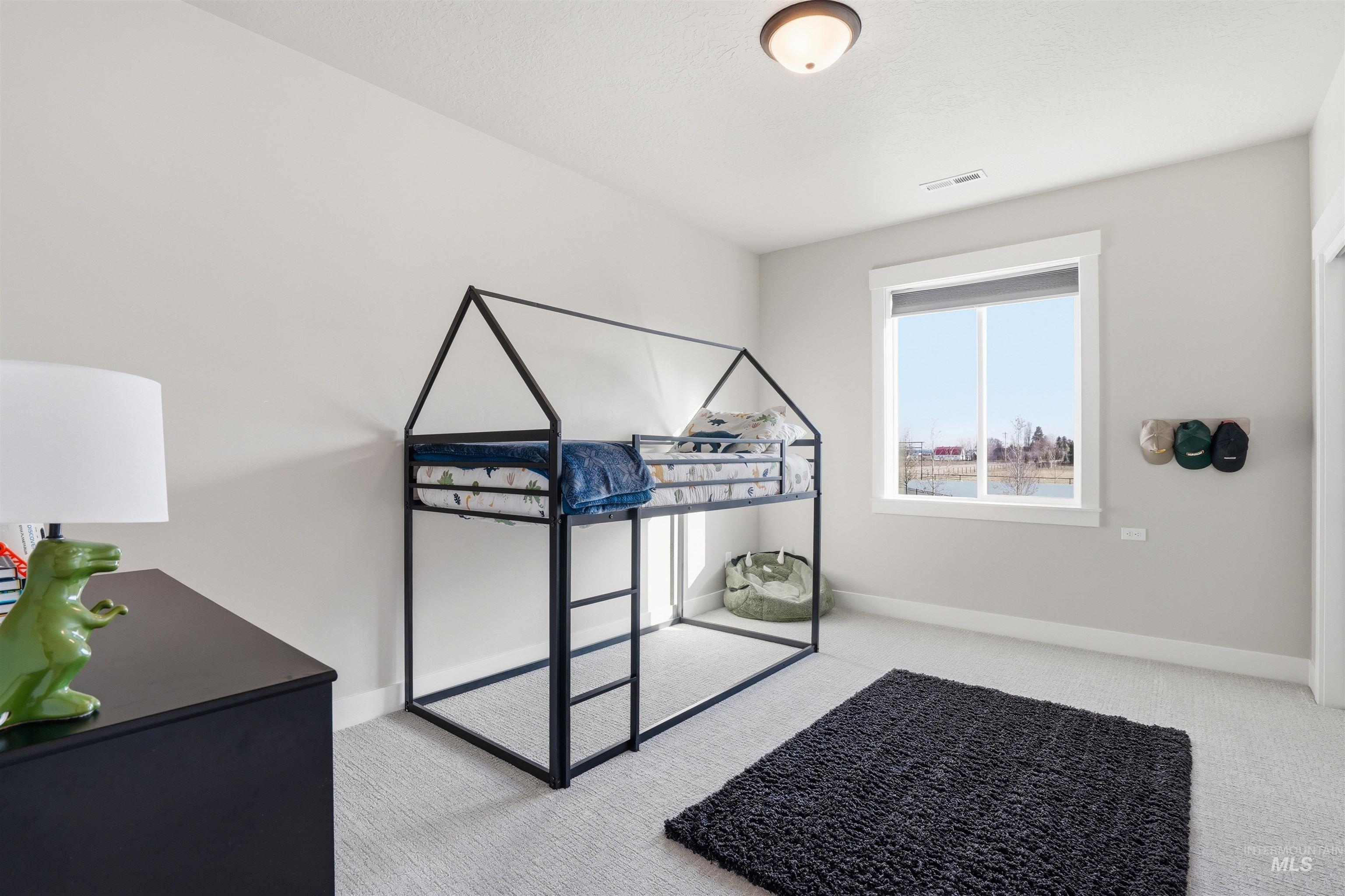 8094 Basin Cove Ave., Middleton, Idaho 83644, 4 Bedrooms, 2.5 Bathrooms, Residential For Sale, Price $665,000, 98976674