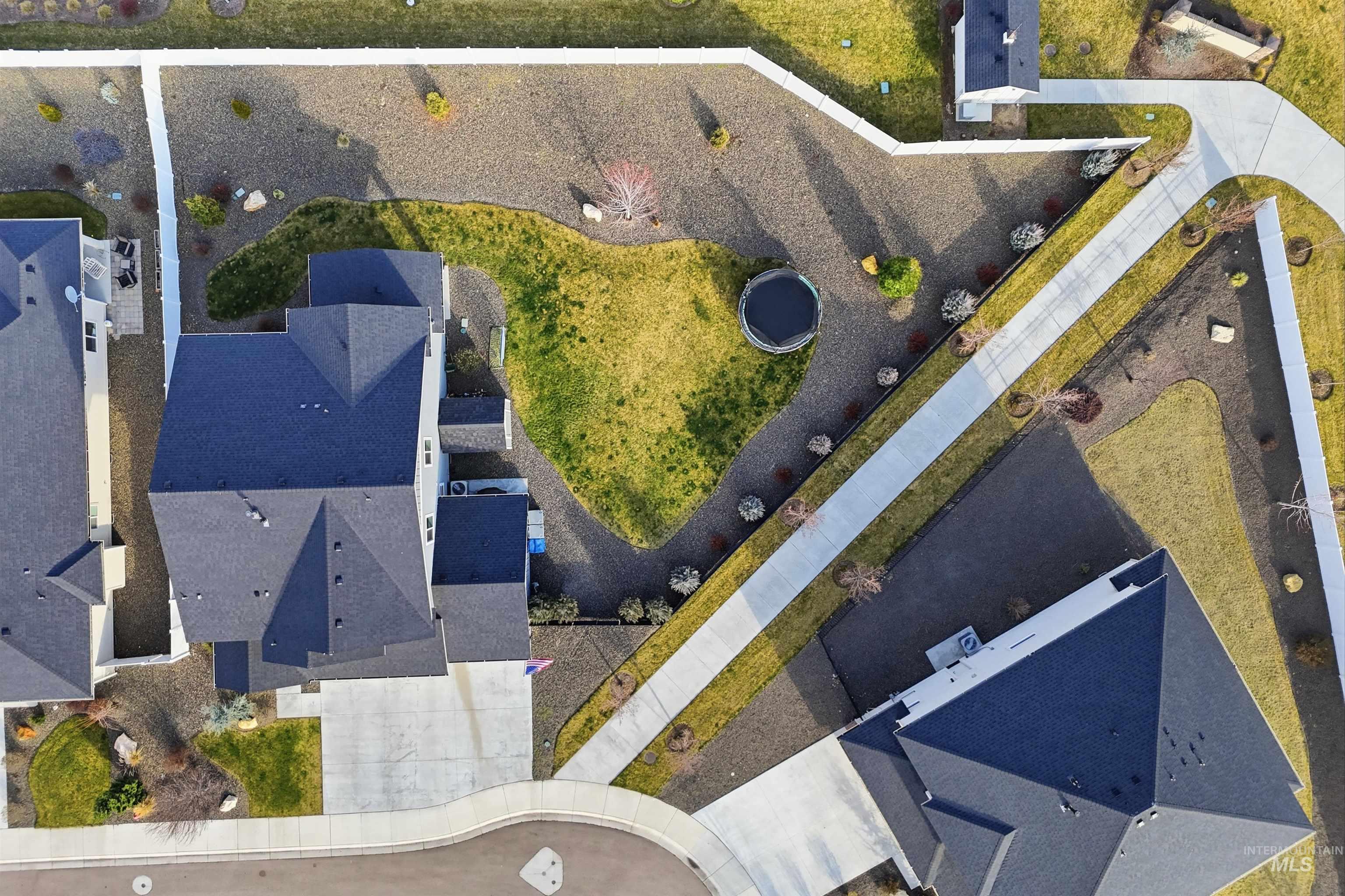 8094 Basin Cove Ave., Middleton, Idaho 83644, 4 Bedrooms, 2.5 Bathrooms, Residential For Sale, Price $665,000, 98976674