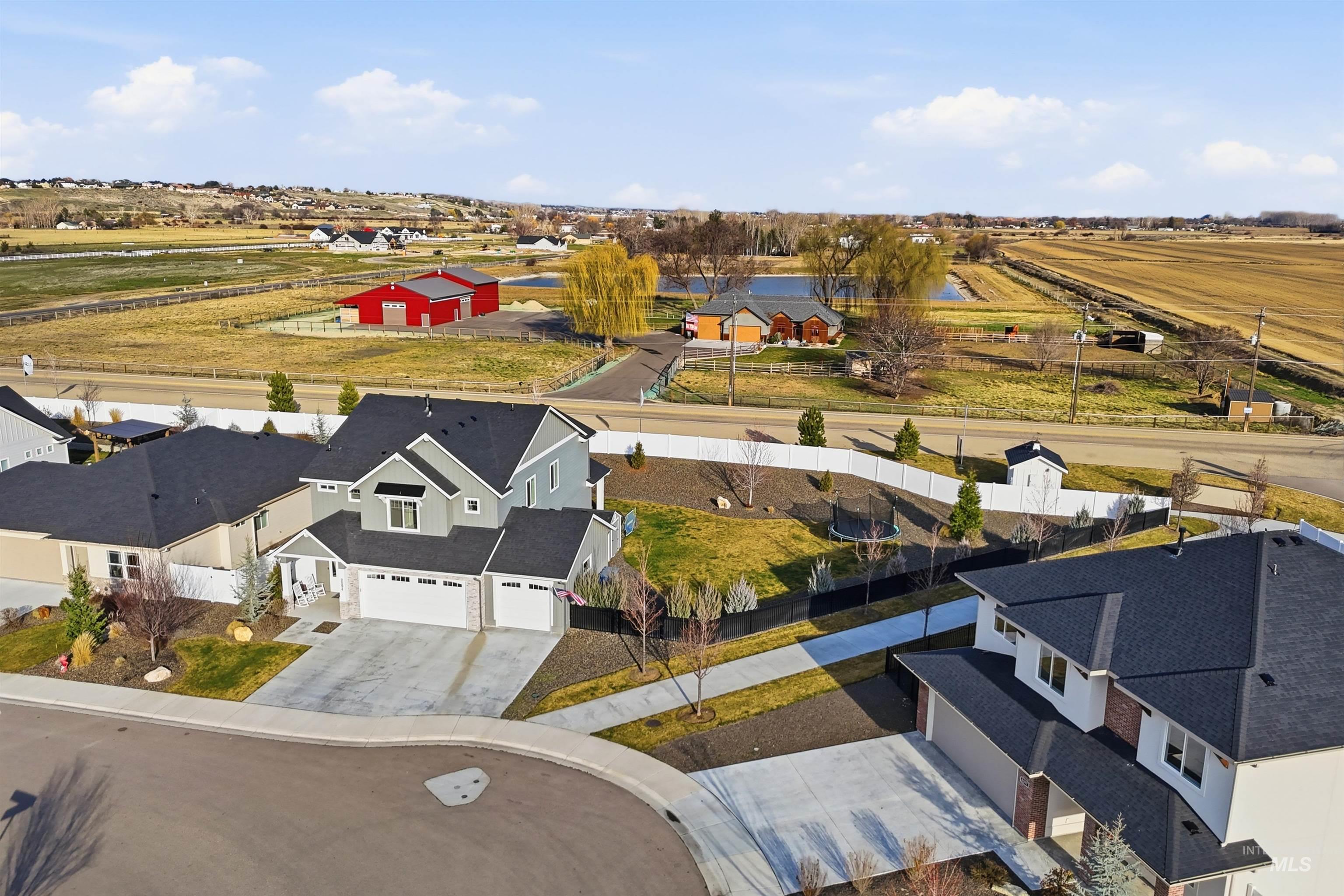 8094 Basin Cove Ave., Middleton, Idaho 83644, 4 Bedrooms, 2.5 Bathrooms, Residential For Sale, Price $665,000, 98976674