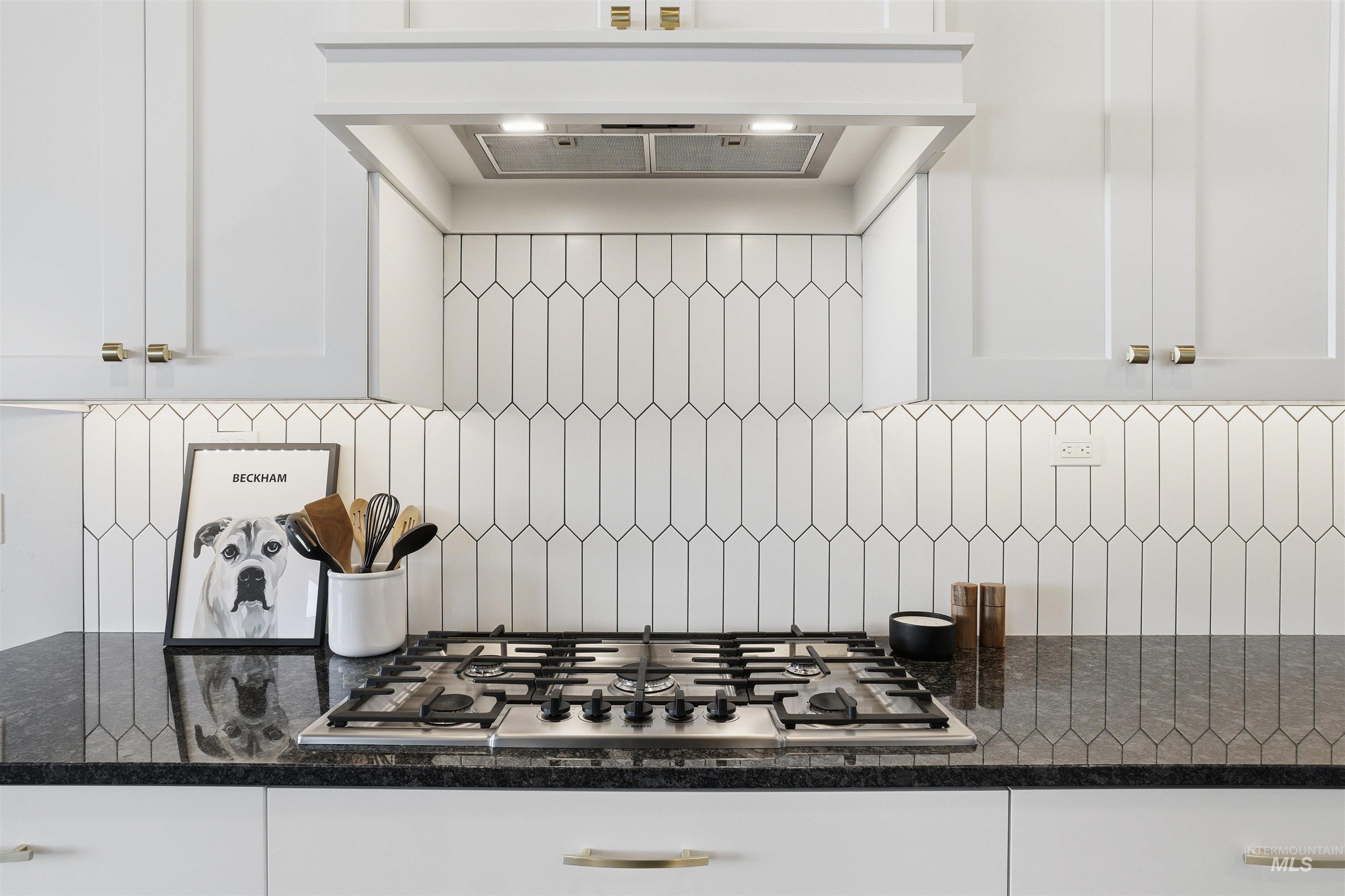 8094 Basin Cove Ave., Middleton, Idaho 83644, 4 Bedrooms, 2.5 Bathrooms, Residential For Sale, Price $665,000, 98976674