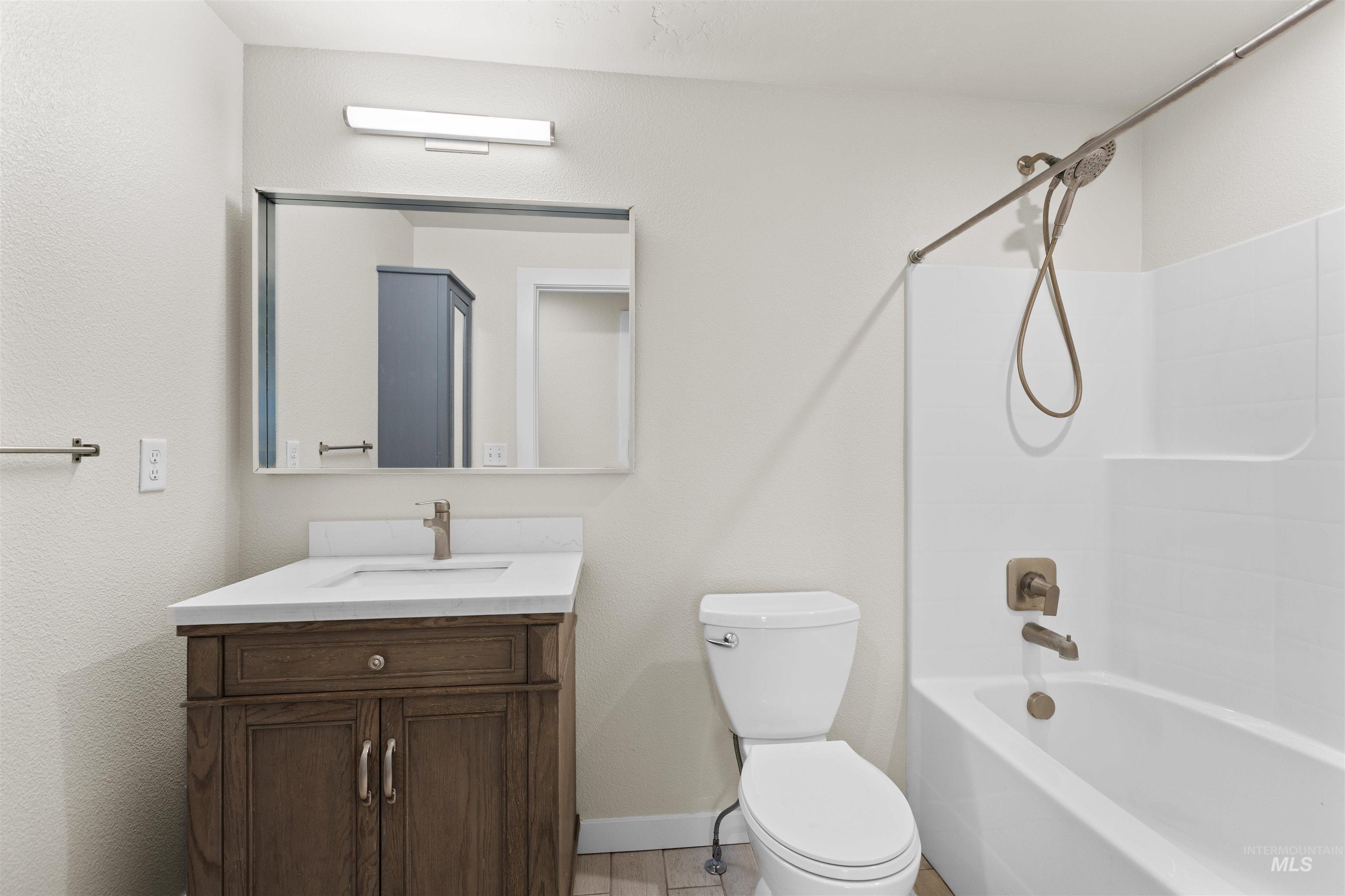 2113 S Powerline Rd, Nampa, Idaho 83686-7285, 3 Bedrooms, 2 Bathrooms, Residential For Sale, Price $485,000,MLS 98976675