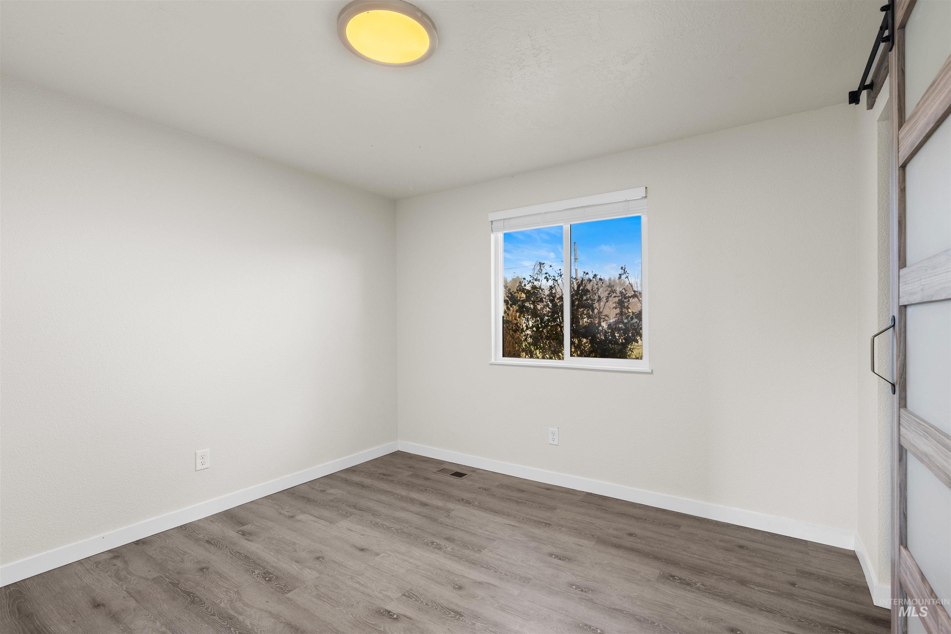 2113 S Powerline Rd, Nampa, Idaho 83686-7285, 3 Bedrooms, 2 Bathrooms, Residential For Sale, Price $485,000,MLS 98976675