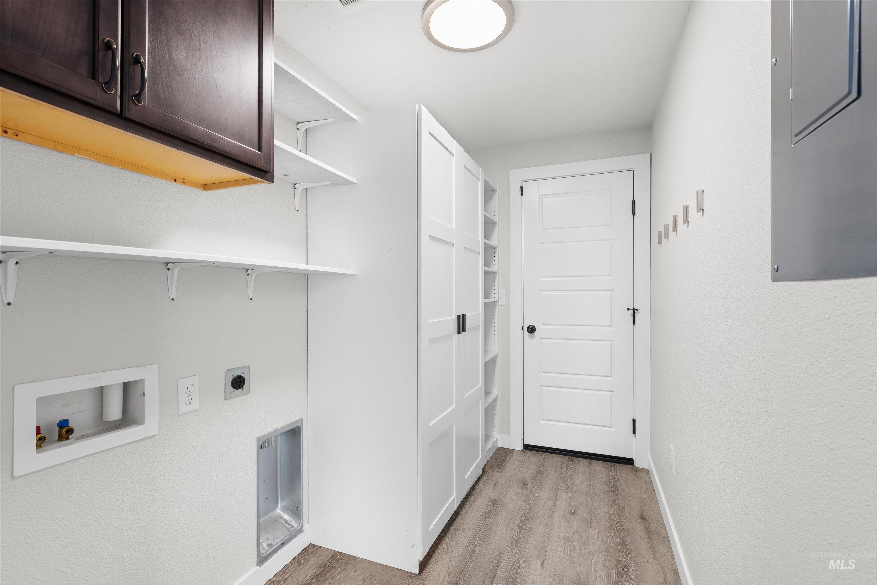 2113 S Powerline Rd, Nampa, Idaho 83686-7285, 3 Bedrooms, 2 Bathrooms, Residential For Sale, Price $485,000,MLS 98976675