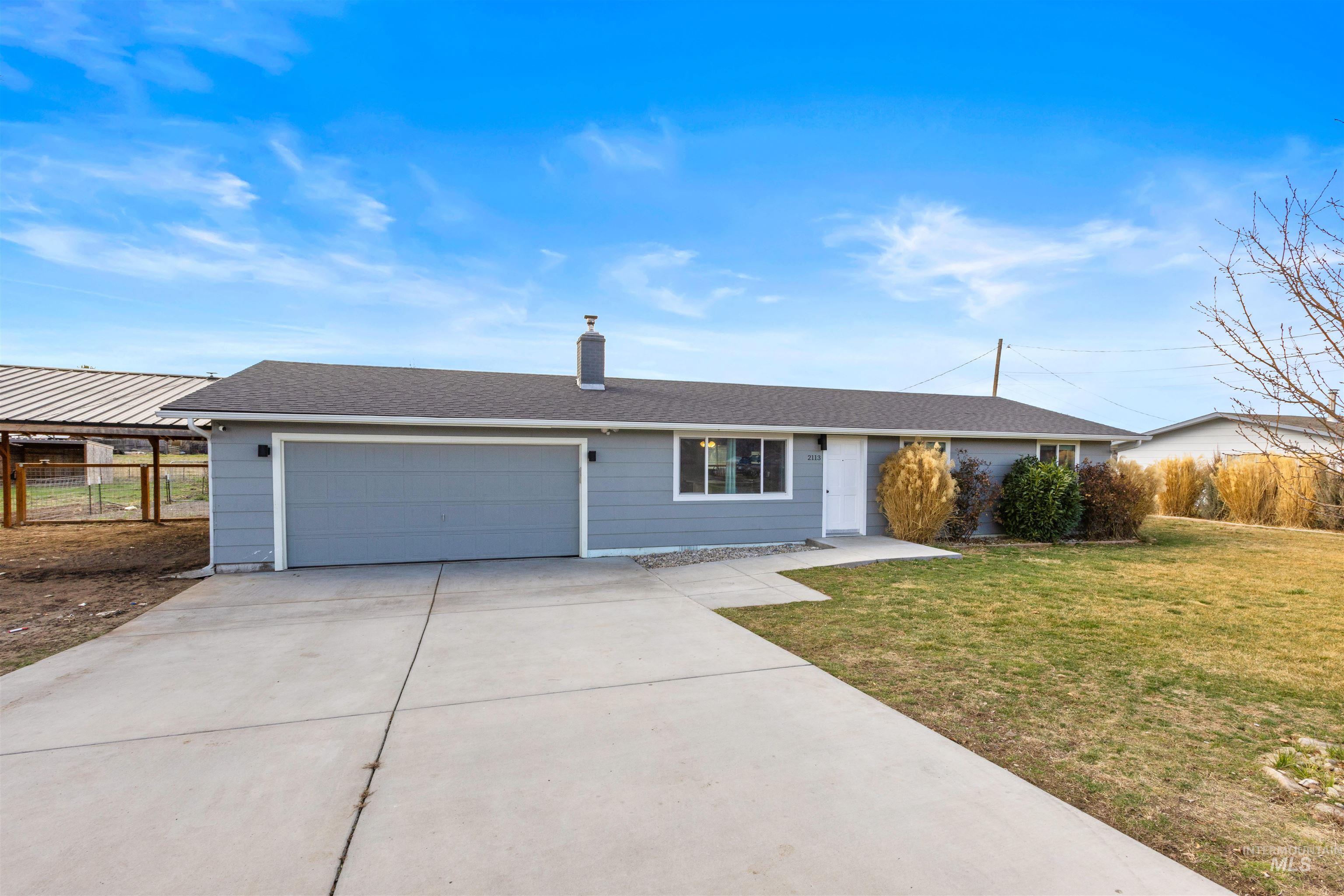 2113 S Powerline Rd, Nampa, Idaho 83686-7285, 3 Bedrooms, 2 Bathrooms, Residential For Sale, Price $485,000,MLS 98976675