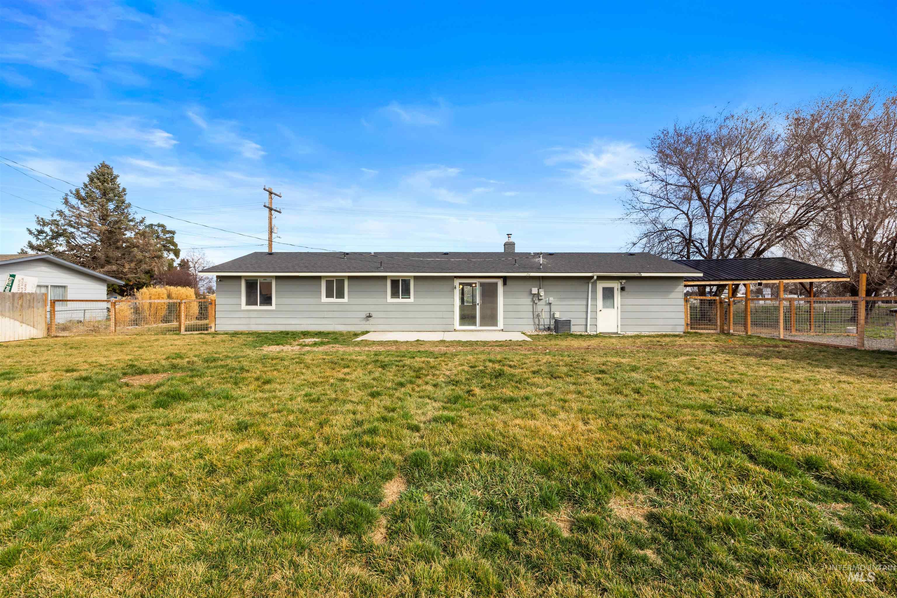 2113 S Powerline Rd, Nampa, Idaho 83686-7285, 3 Bedrooms, 2 Bathrooms, Residential For Sale, Price $485,000,MLS 98976675