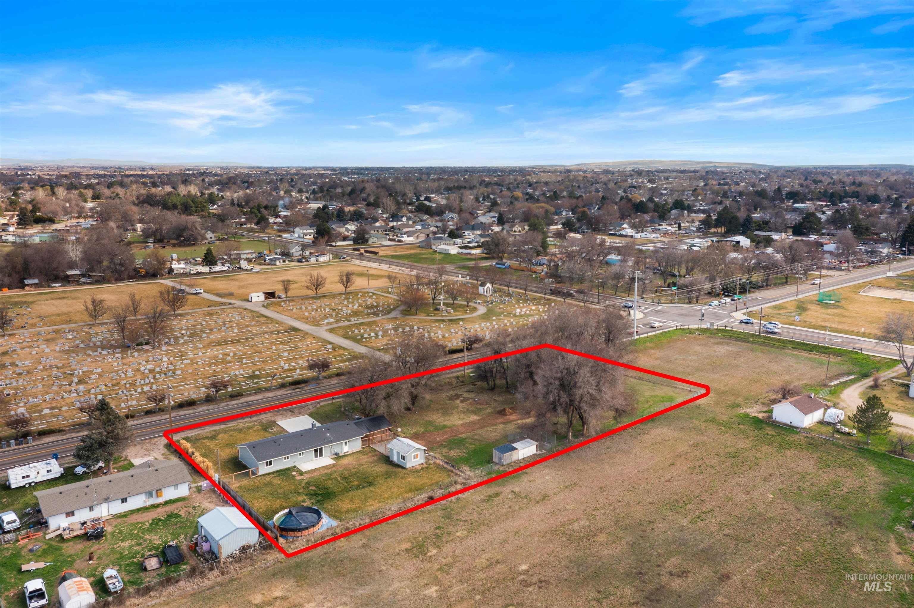 2113 S Powerline Rd, Nampa, Idaho 83686-7285, 3 Bedrooms, 2 Bathrooms, Residential For Sale, Price $485,000,MLS 98976675