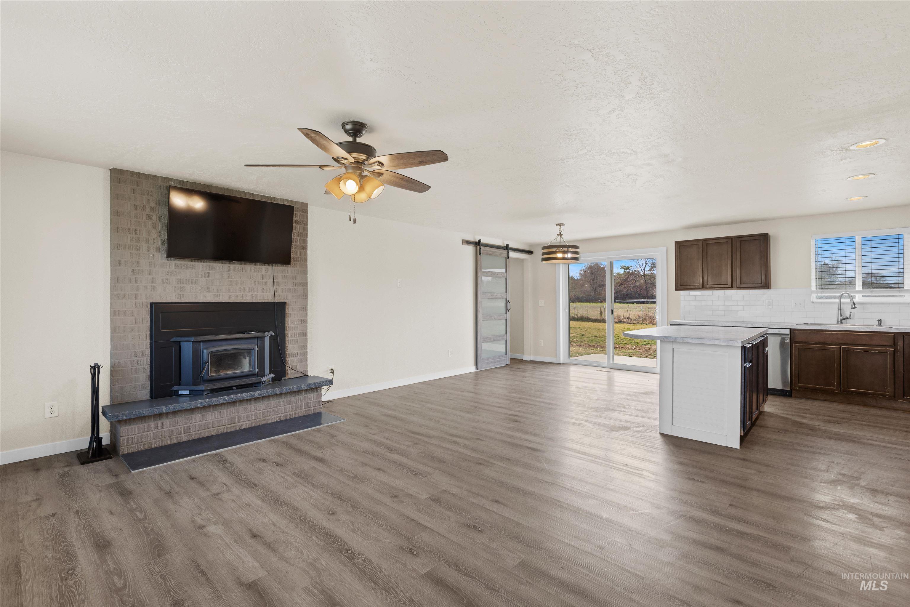 2113 S Powerline Rd, Nampa, Idaho 83686-7285, 3 Bedrooms, 2 Bathrooms, Residential For Sale, Price $485,000,MLS 98976675