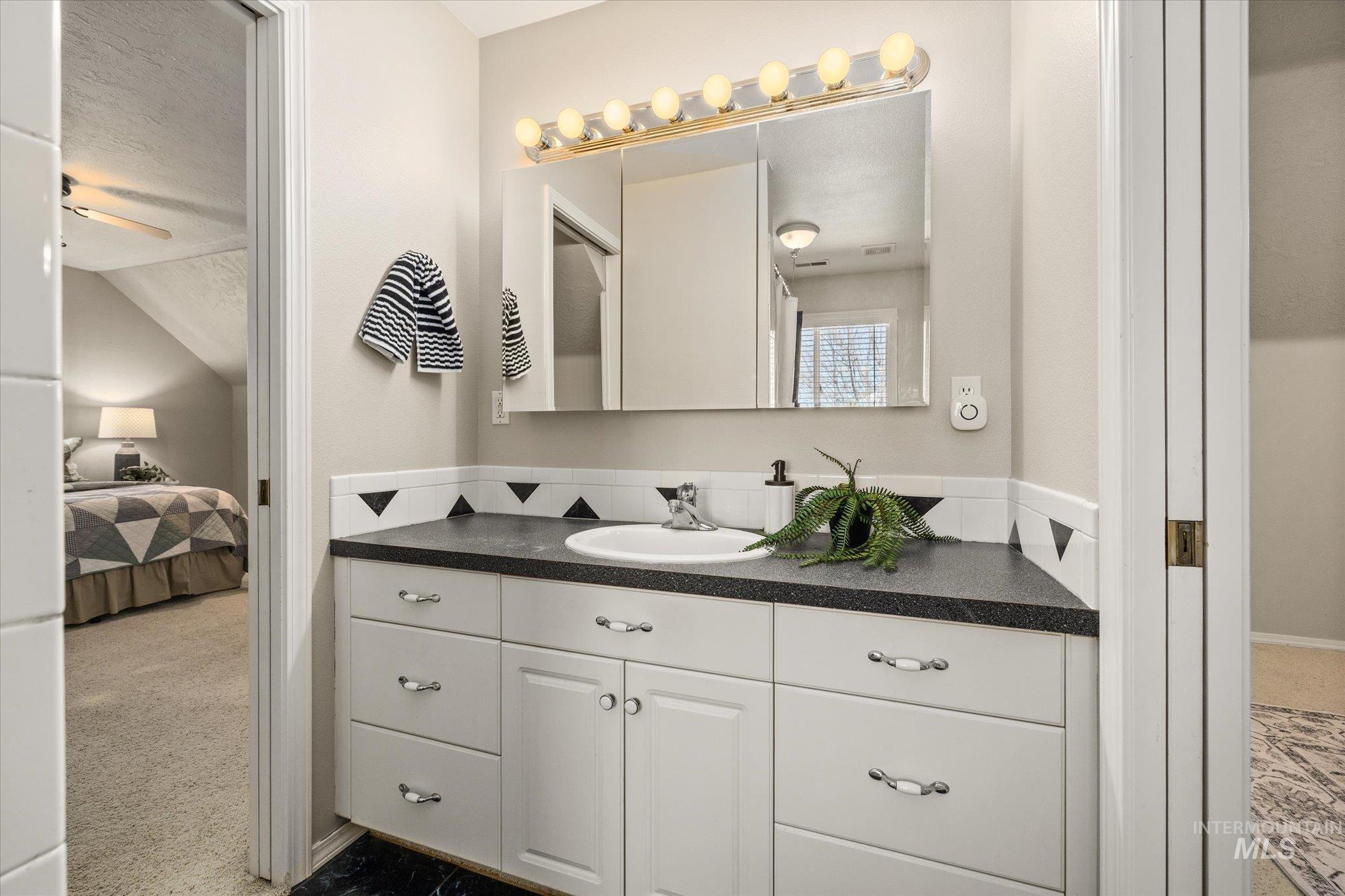 465 W Sly Fox St, Meridian, Idaho 83646, 4 Bedrooms, 3.5 Bathrooms, Residential For Sale, Price $1,100,000,MLS 98976680