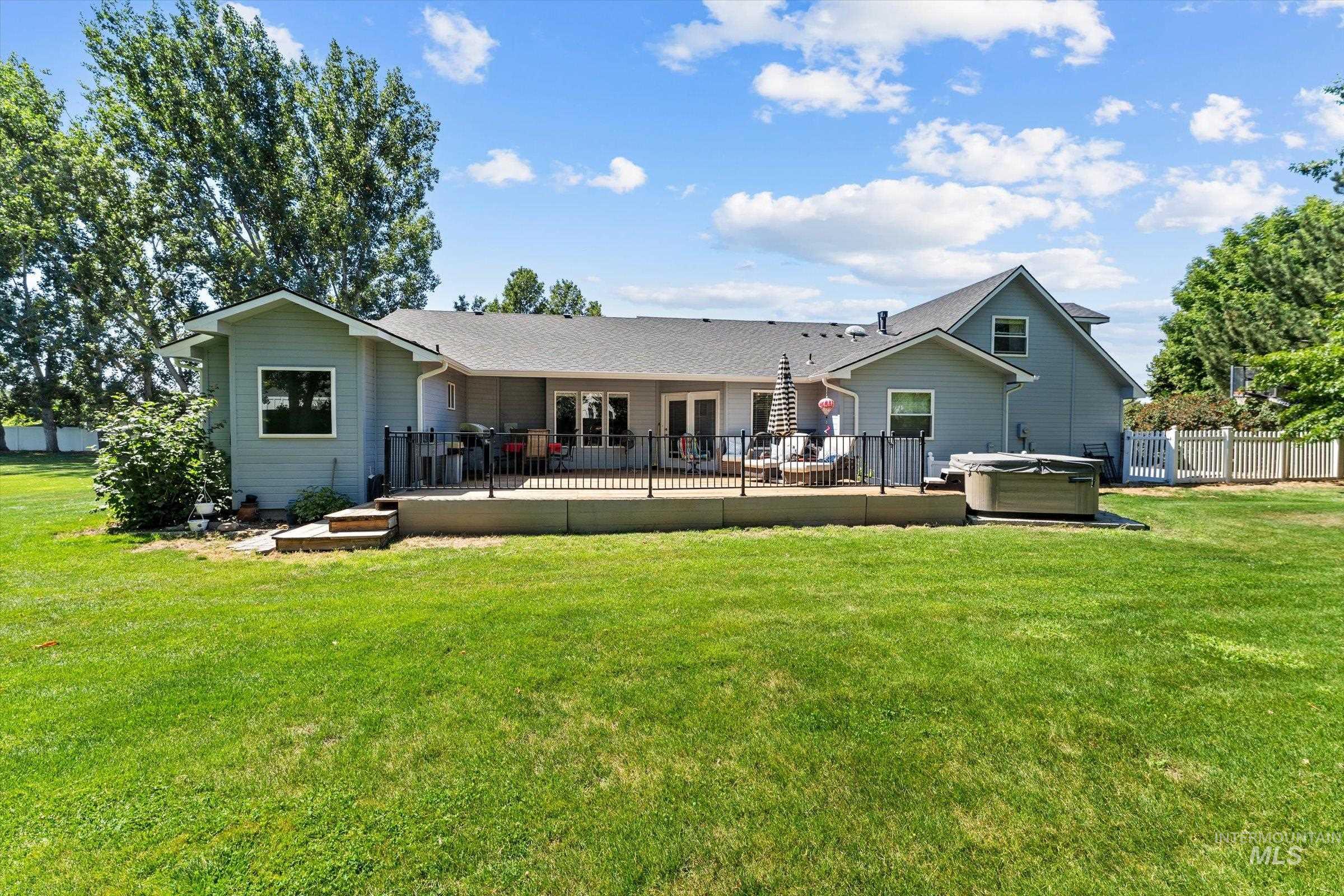 465 W Sly Fox St, Meridian, Idaho 83646, 4 Bedrooms, 3.5 Bathrooms, Residential For Sale, Price $1,100,000,MLS 98976680