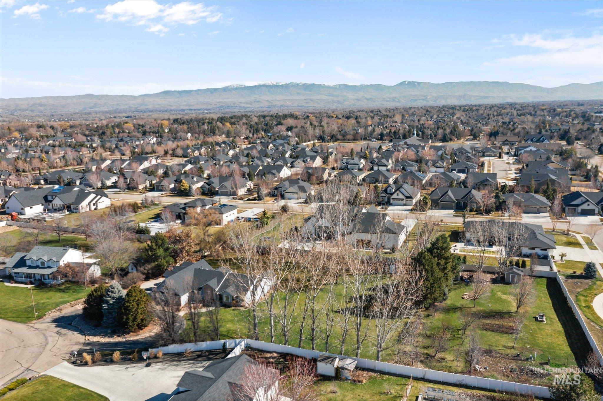 465 W Sly Fox St, Meridian, Idaho 83646, 4 Bedrooms, 3.5 Bathrooms, Residential For Sale, Price $1,100,000,MLS 98976680