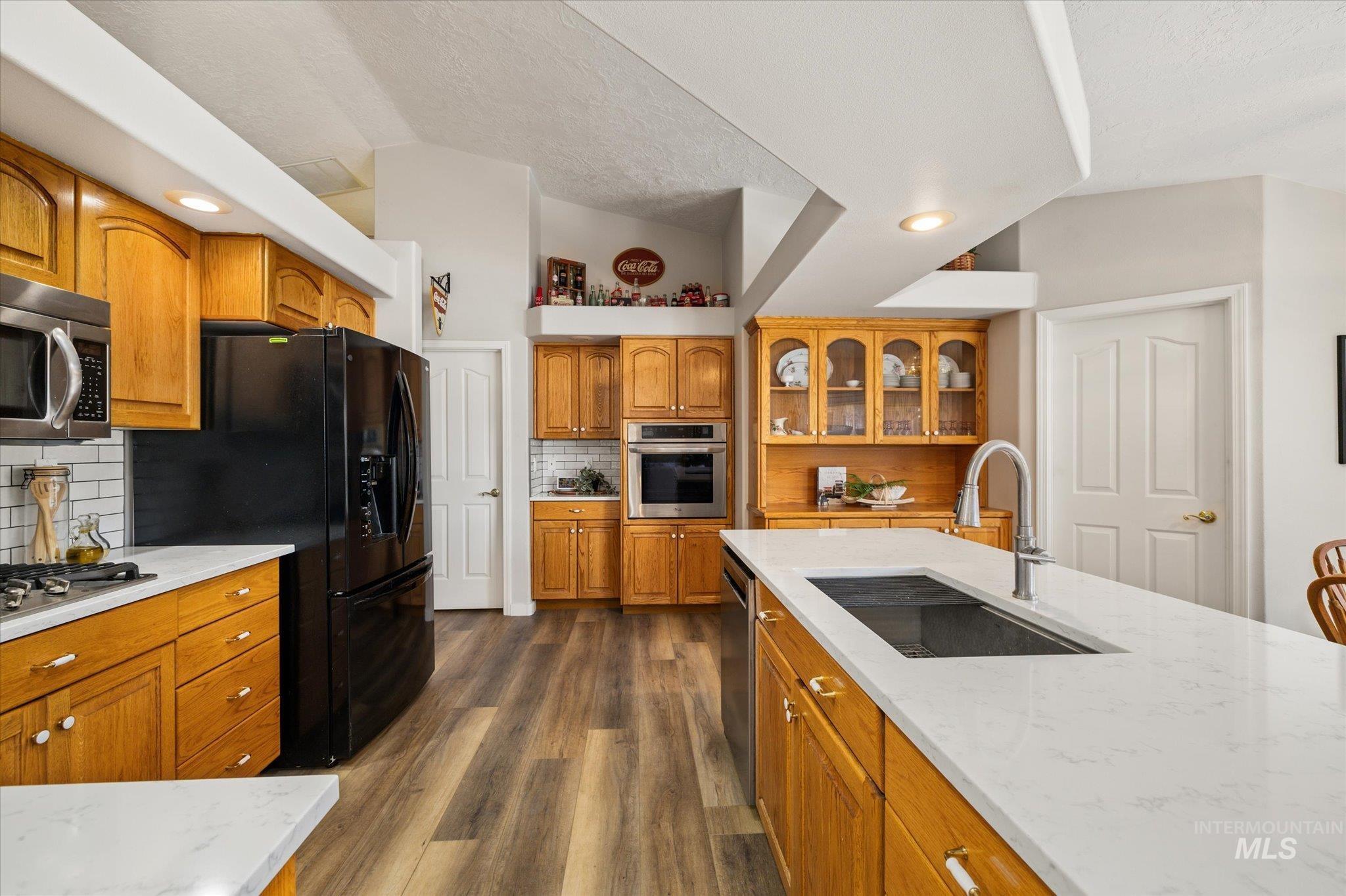 465 W Sly Fox St, Meridian, Idaho 83646, 4 Bedrooms, 3.5 Bathrooms, Residential For Sale, Price $1,100,000,MLS 98976680