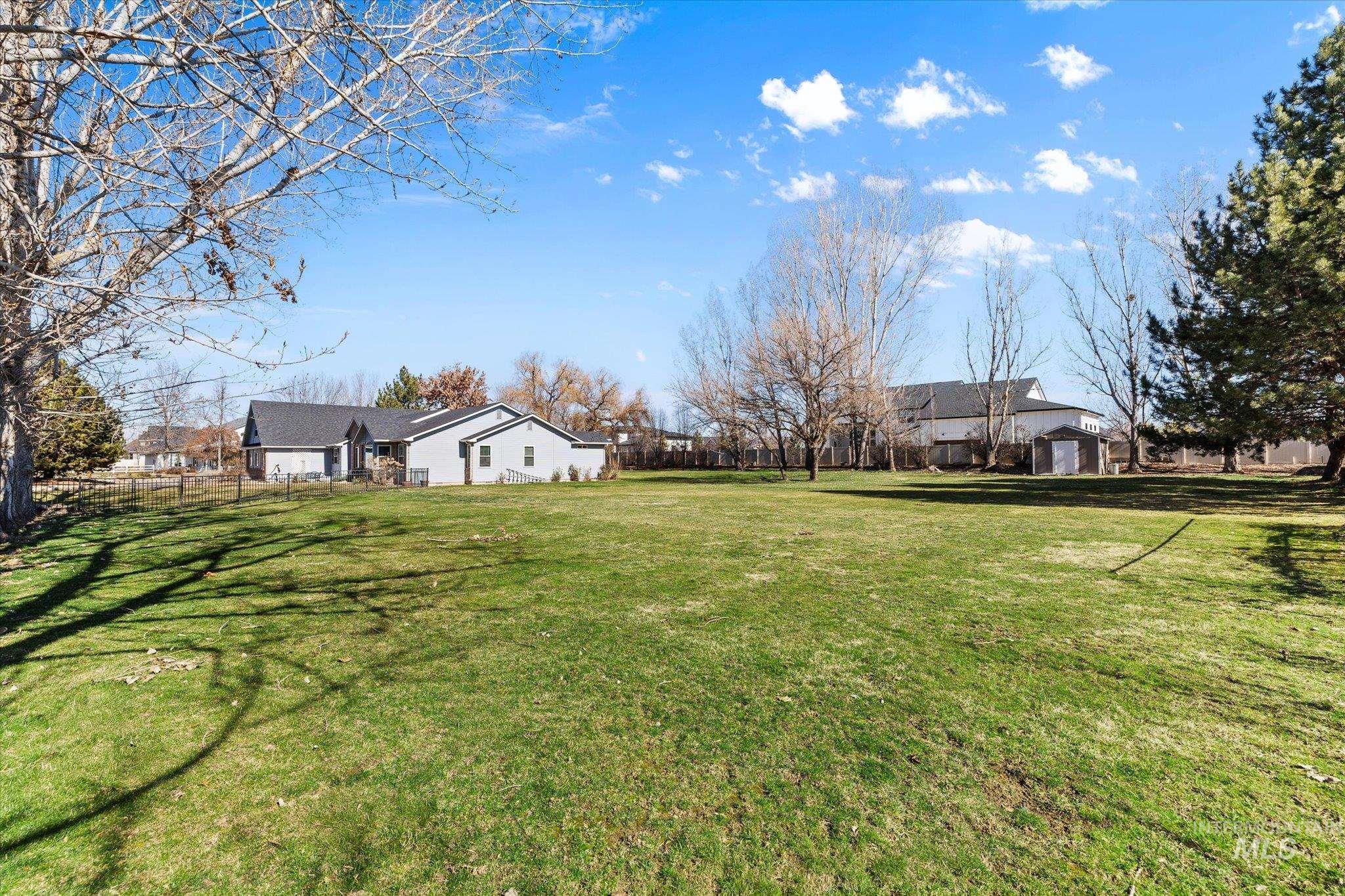 465 W Sly Fox St, Meridian, Idaho 83646, 4 Bedrooms, 3.5 Bathrooms, Residential For Sale, Price $1,100,000,MLS 98976680