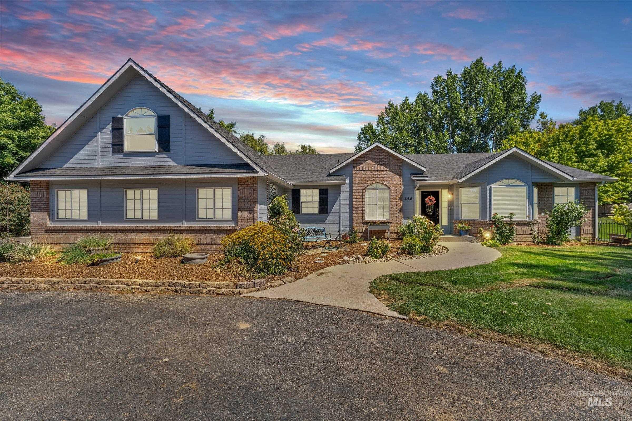 465 W Sly Fox St, Meridian, Idaho 83646, 4 Bedrooms, 3.5 Bathrooms, Residential For Sale, Price $1,100,000,MLS 98976680