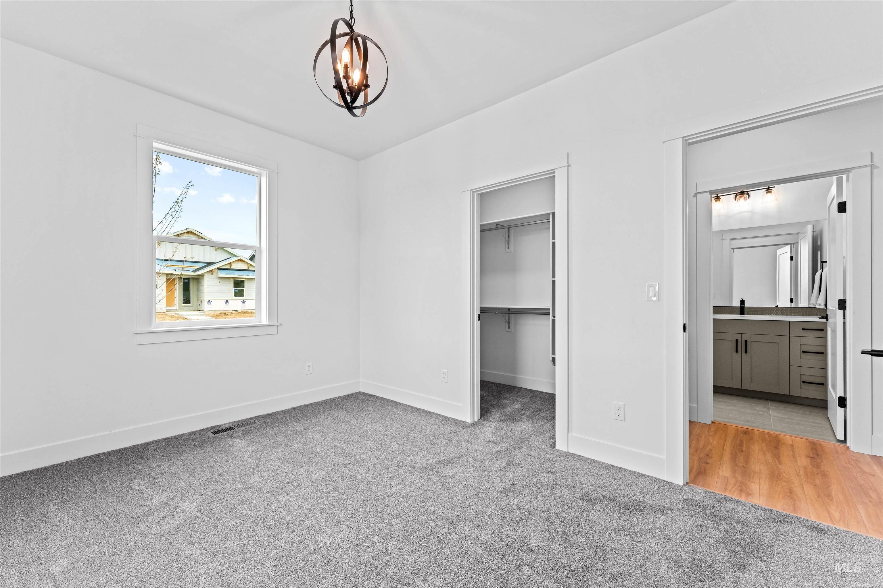 9943 W Sunberry Ct, Star, Idaho 83669, 4 Bedrooms, 2.5 Bathrooms, Residential For Sale, Price $629,995, 98976683