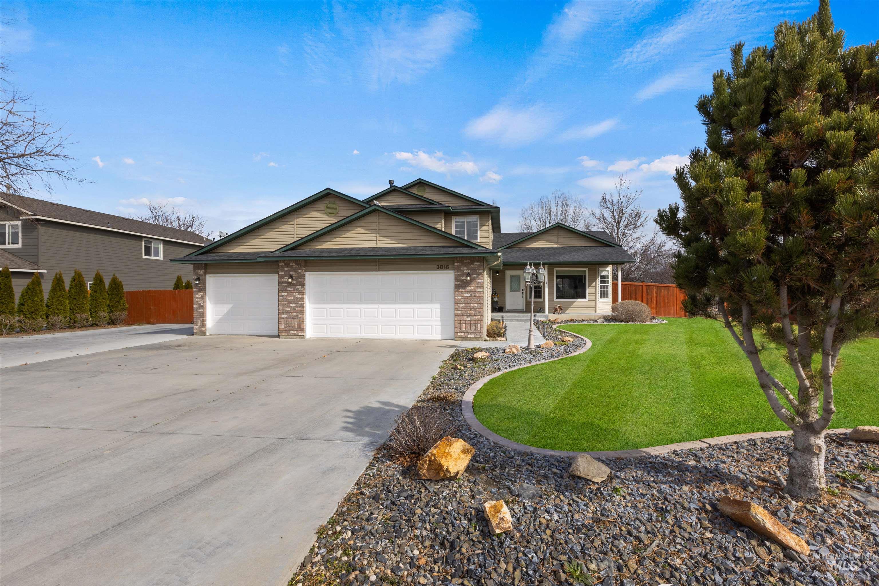 3816 Ringneck Dr, Nampa, Idaho 83686, 4 Bedrooms, 3 Bathrooms, Residential For Sale, Price $569,000,MLS 98976684