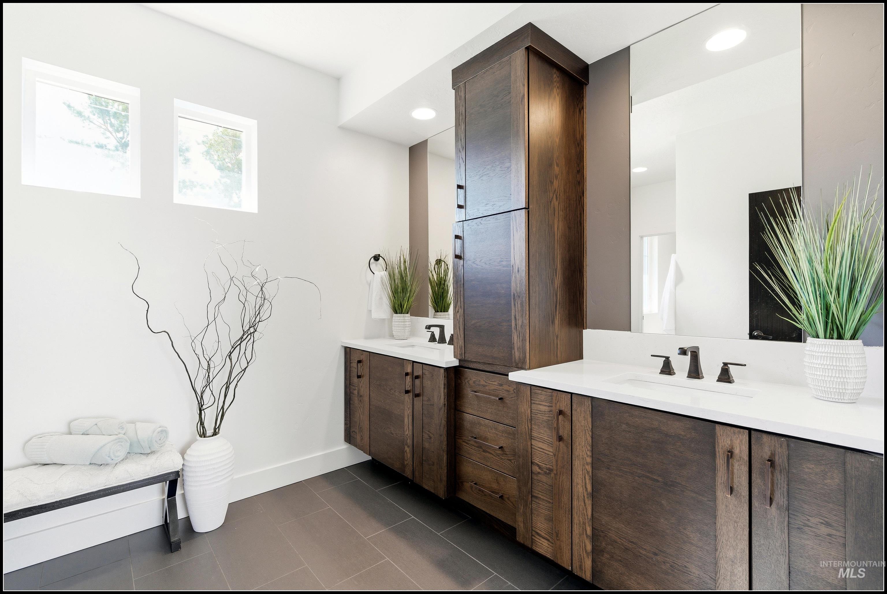 6934 E Highland Valley Rd, Boise, Idaho 83716, 3 Bedrooms, 2.5 Bathrooms, Residential For Sale, Price $939,950, 98976685