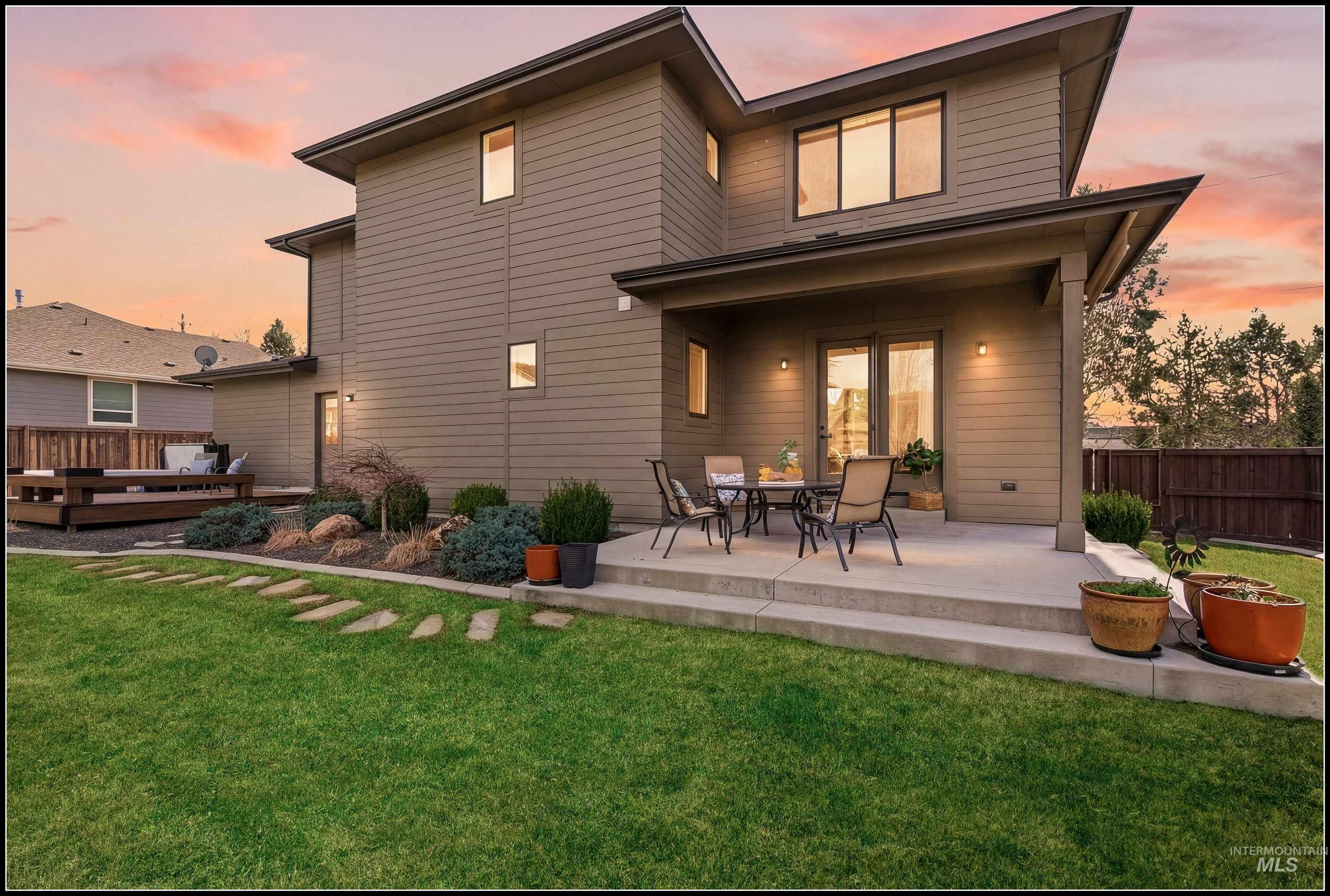 6934 E Highland Valley Rd, Boise, Idaho 83716, 3 Bedrooms, 2.5 Bathrooms, Residential For Sale, Price $939,950, 98976685